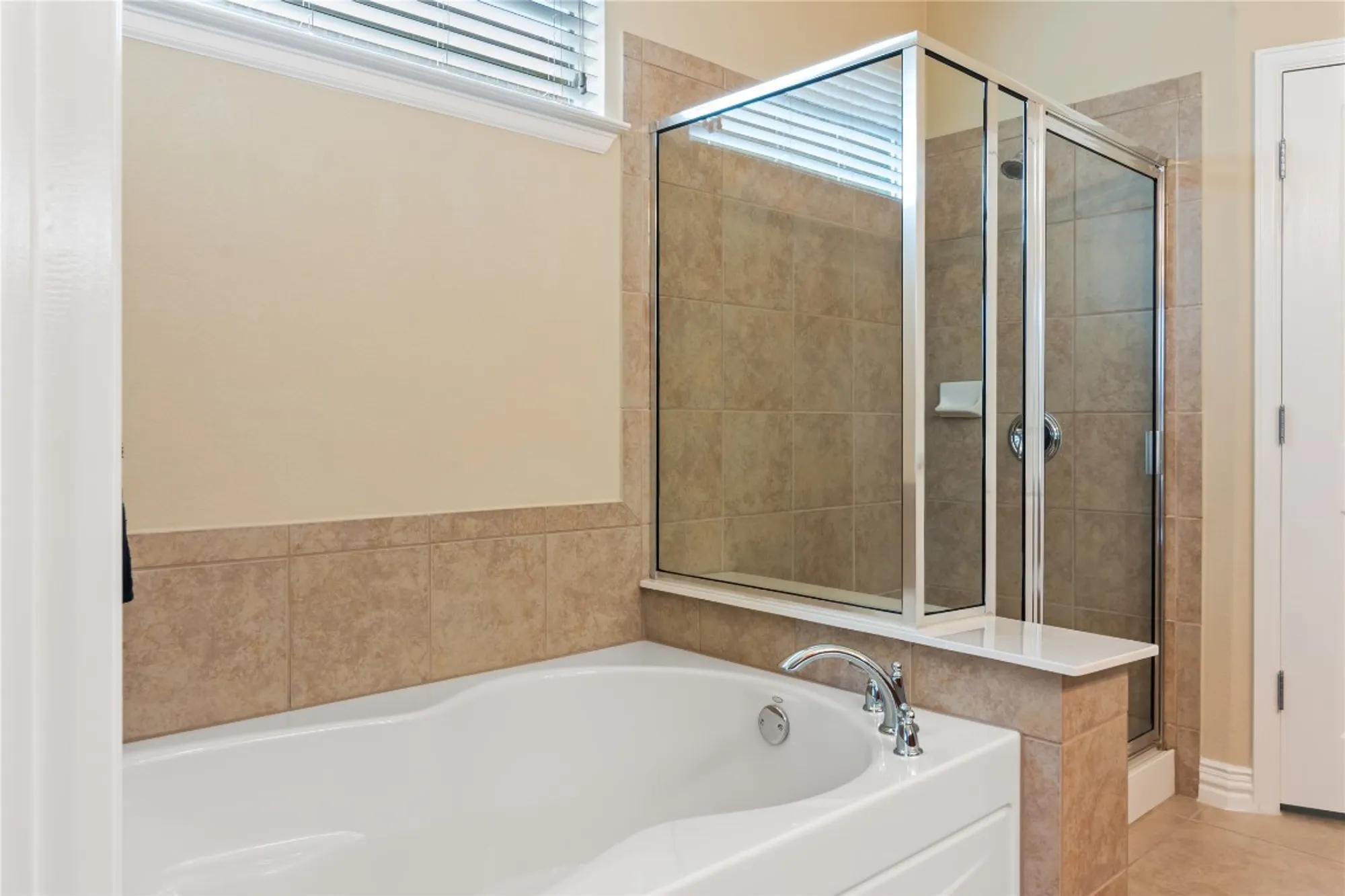 Property Slideshow image 17 of 24 | 106 trinity ln, Georgetown, TX, 78633