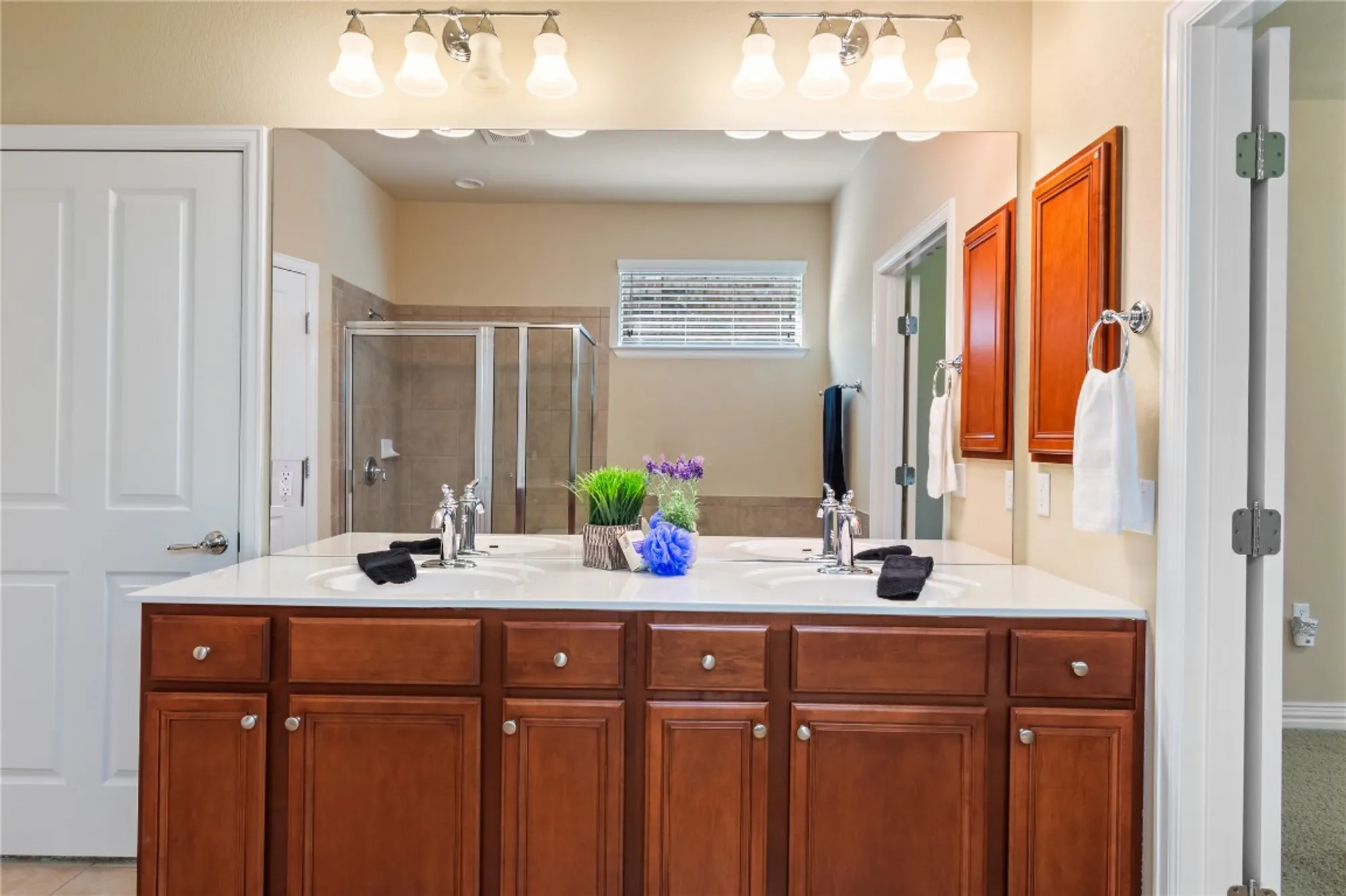Property Slideshow image 18 of 24 | 106 trinity ln, Georgetown, TX, 78633