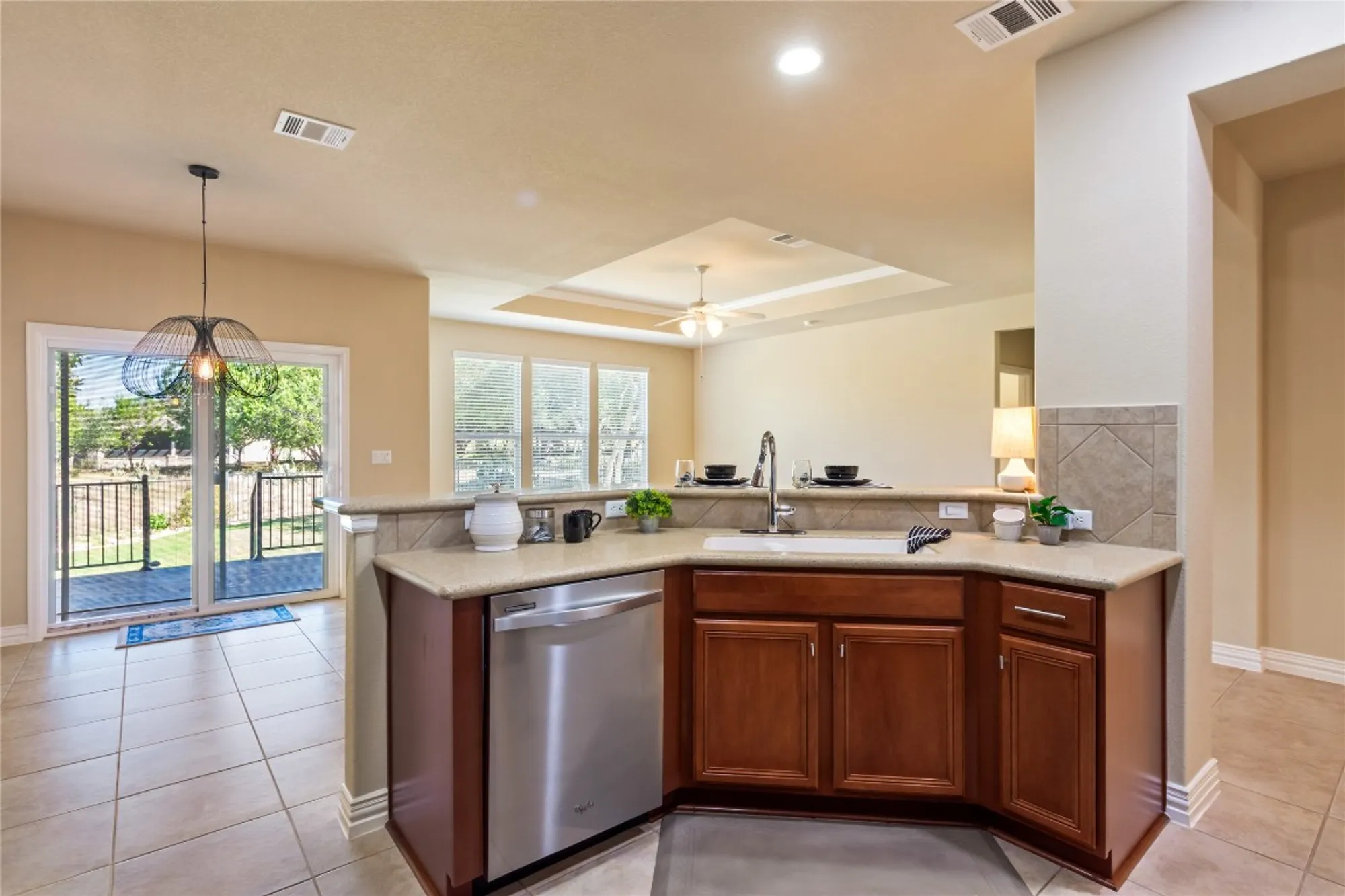 Property Slideshow image 10 of 24 | 106 trinity ln, Georgetown, TX, 78633