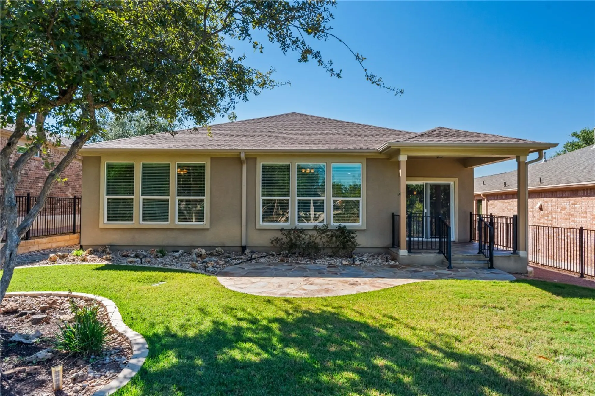 Property Slideshow image 21 of 24 | 106 trinity ln, Georgetown, TX, 78633