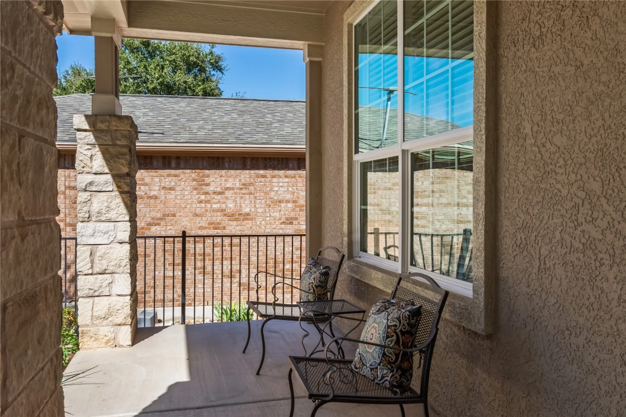 Property Slideshow image 3 of 24 | 106 trinity ln, Georgetown, TX, 78633