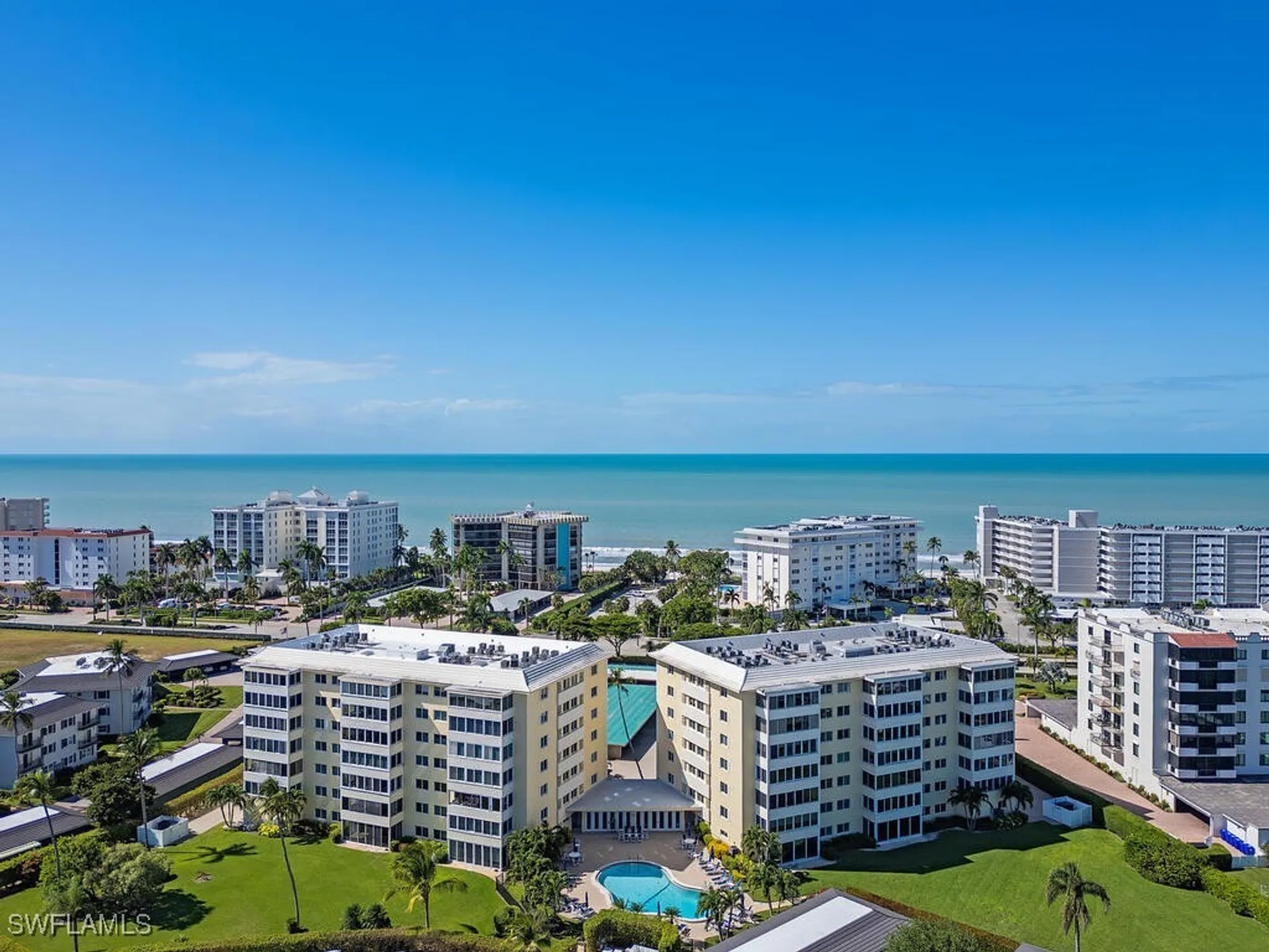 Property Slideshow image 15 of 20 | 3410 gulf shore blvd 202, Naples, FL, 34103