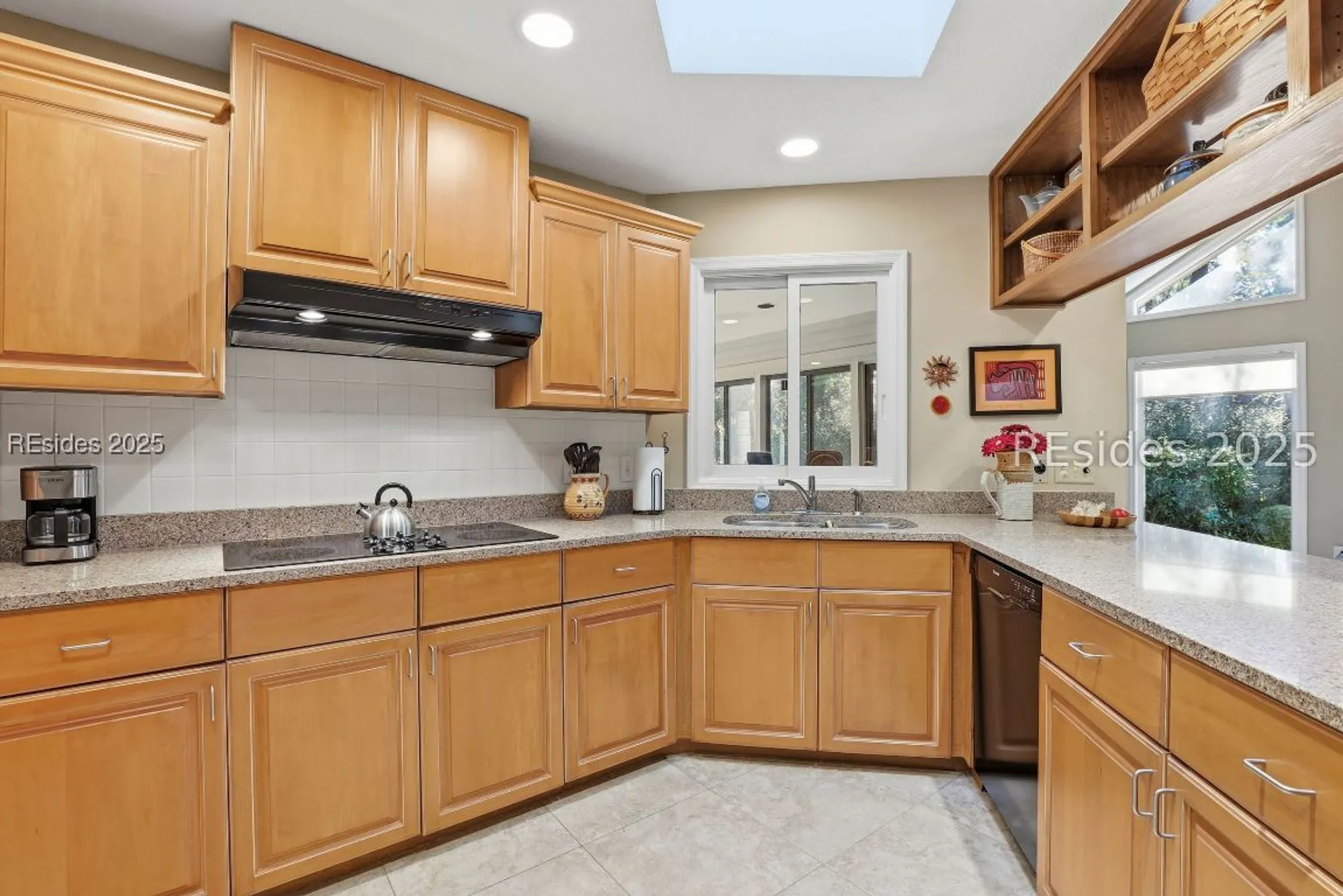 Property Slideshow image 21 of 41 | 13 oyster rake ln, Hilton Head Island, SC, 29926