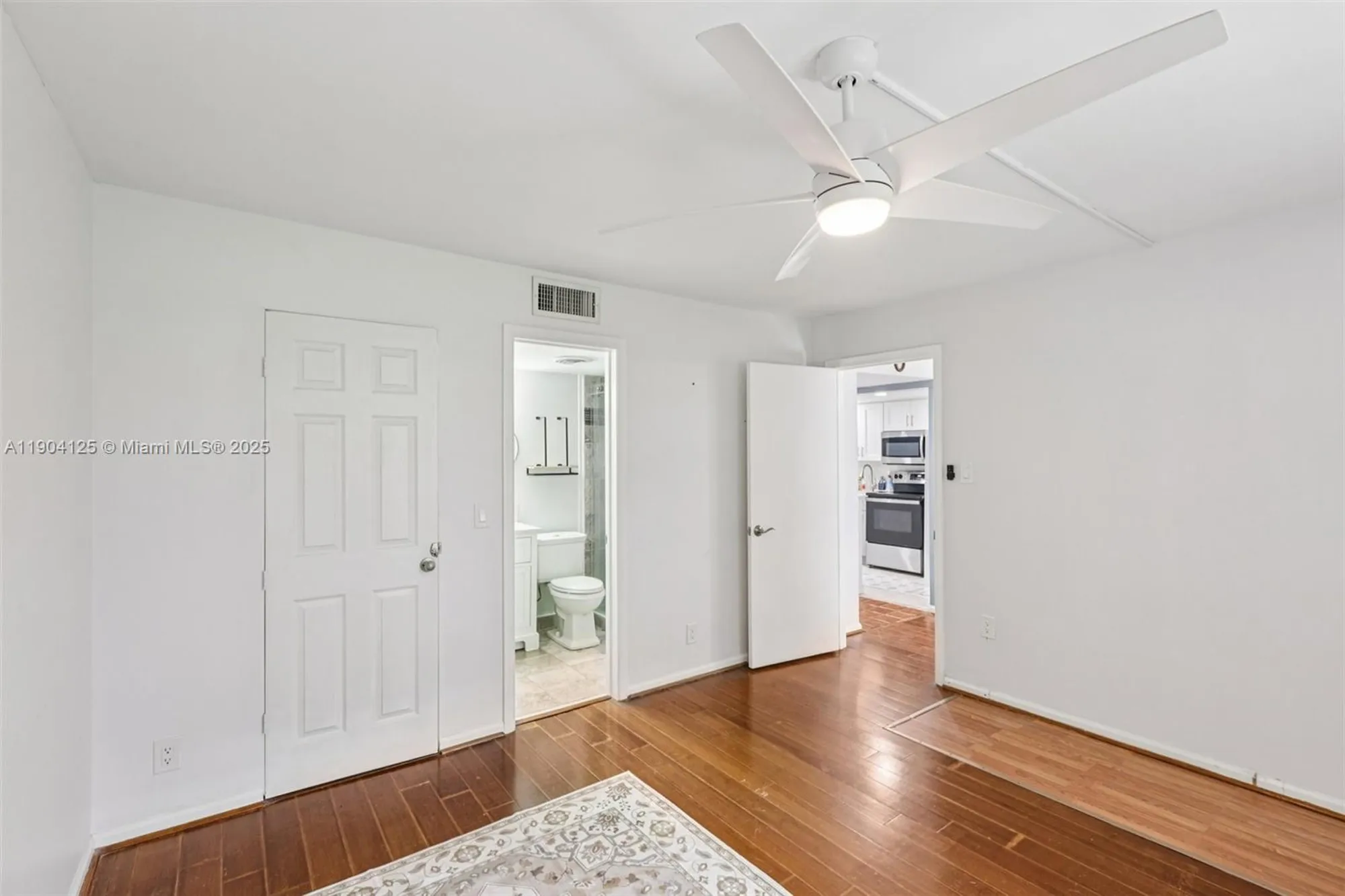 Property Slideshow image 16 of 27 | 2012 s federal hwy 105, Boynton Beach, FL, 33435