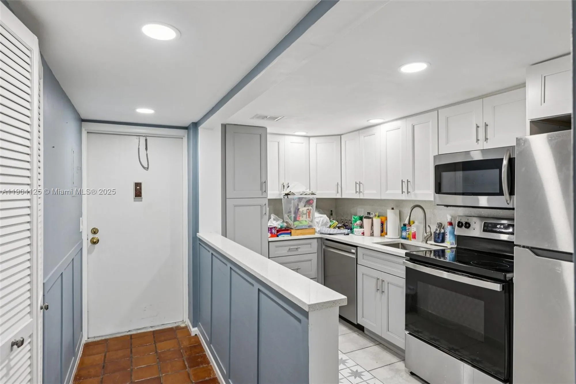 Property Slideshow image 11 of 27 | 2012 s federal hwy 105, Boynton Beach, FL, 33435