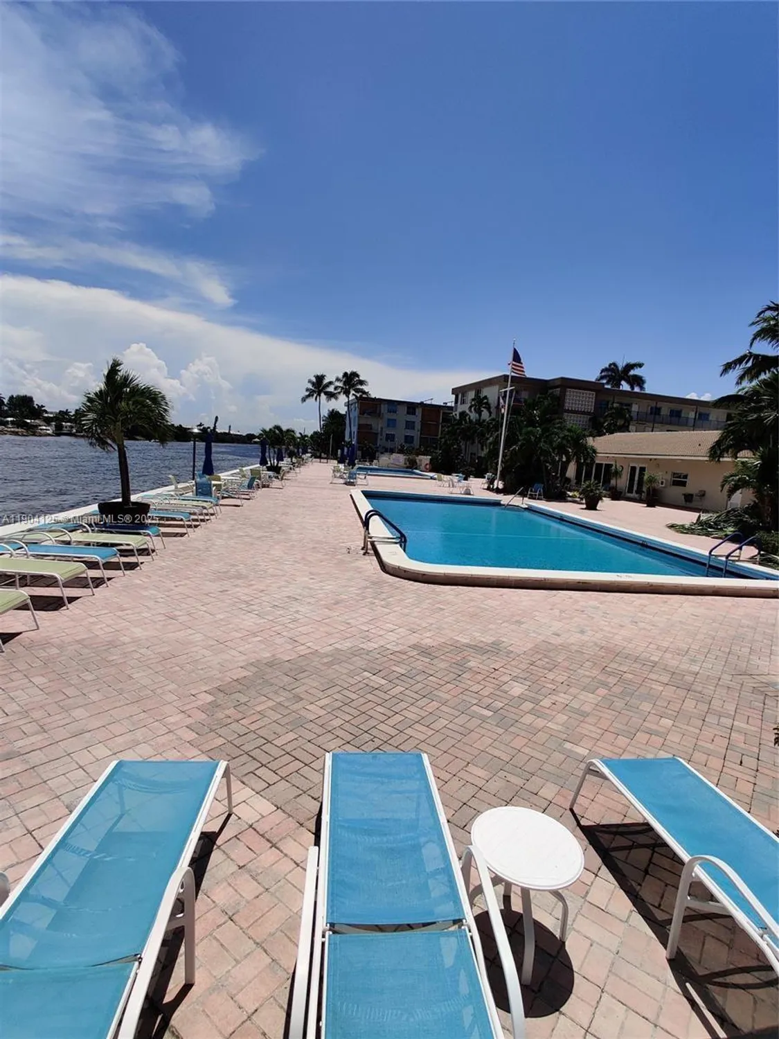 Property Slideshow image 25 of 27 | 2012 s federal hwy 105, Boynton Beach, FL, 33435