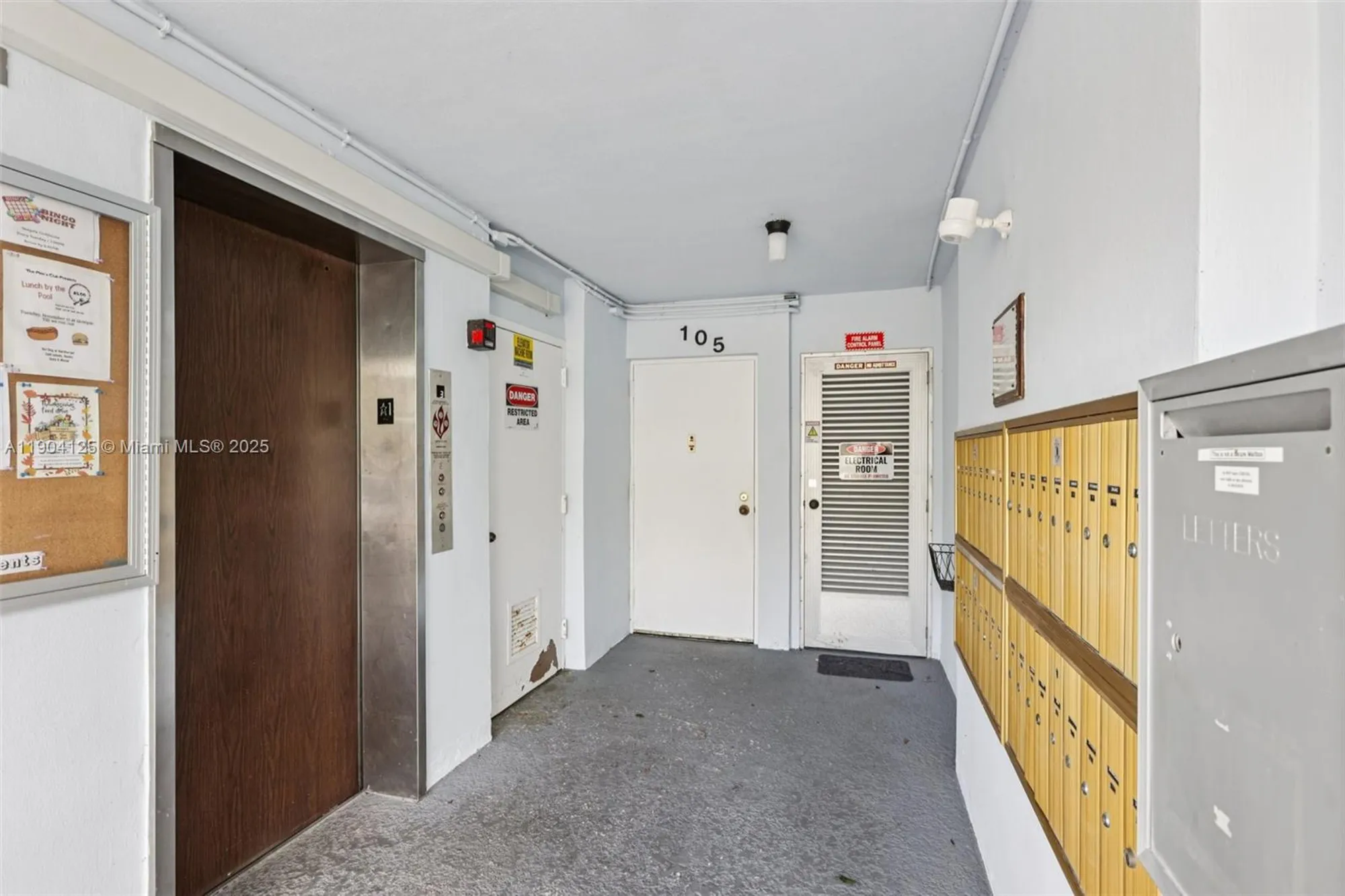 Property Slideshow image 6 of 27 | 2012 s federal hwy 105, Boynton Beach, FL, 33435