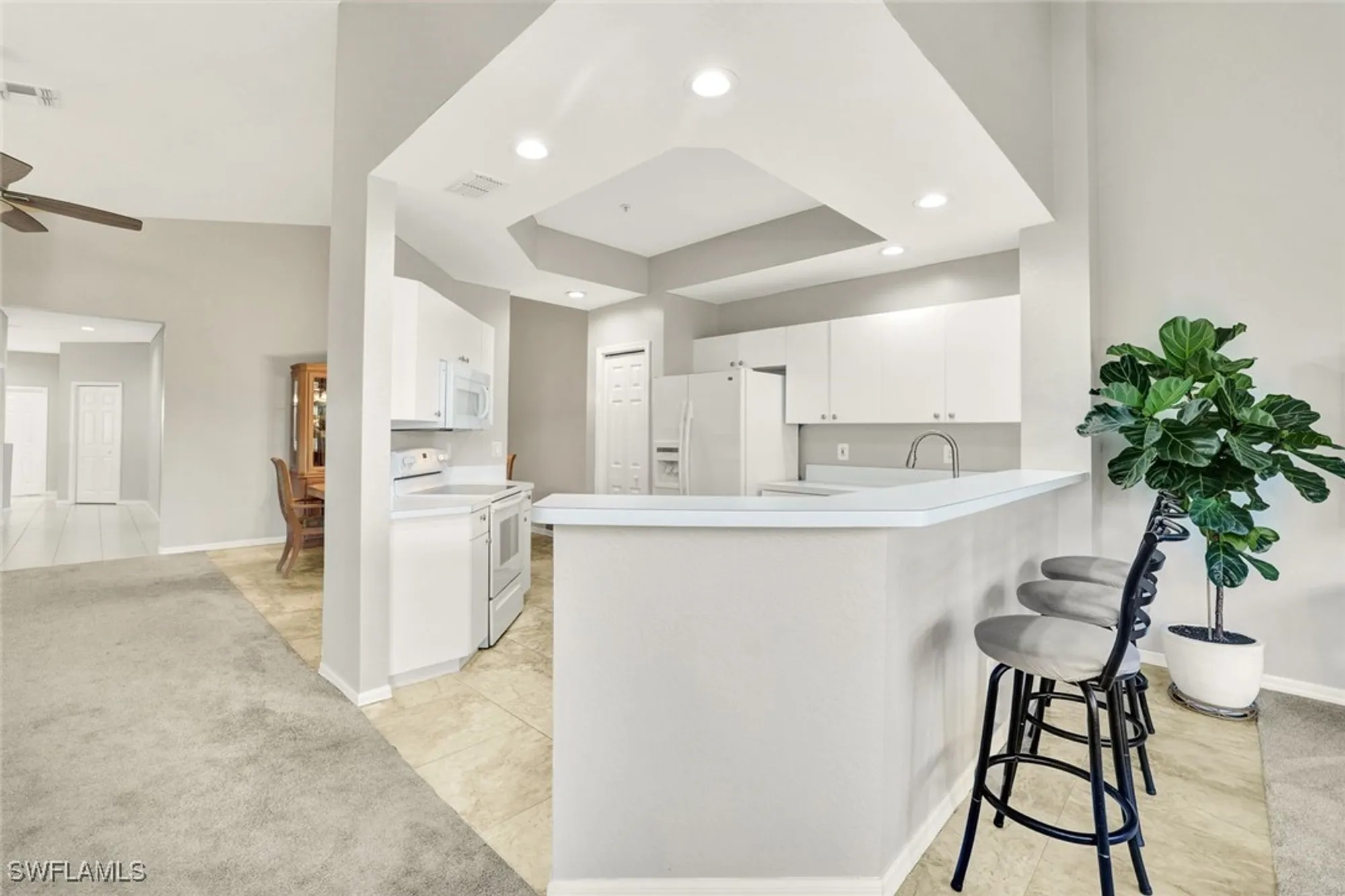 Property Slideshow image 4 of 26 | 8330 whisper trace way 204, Naples, FL, 34114