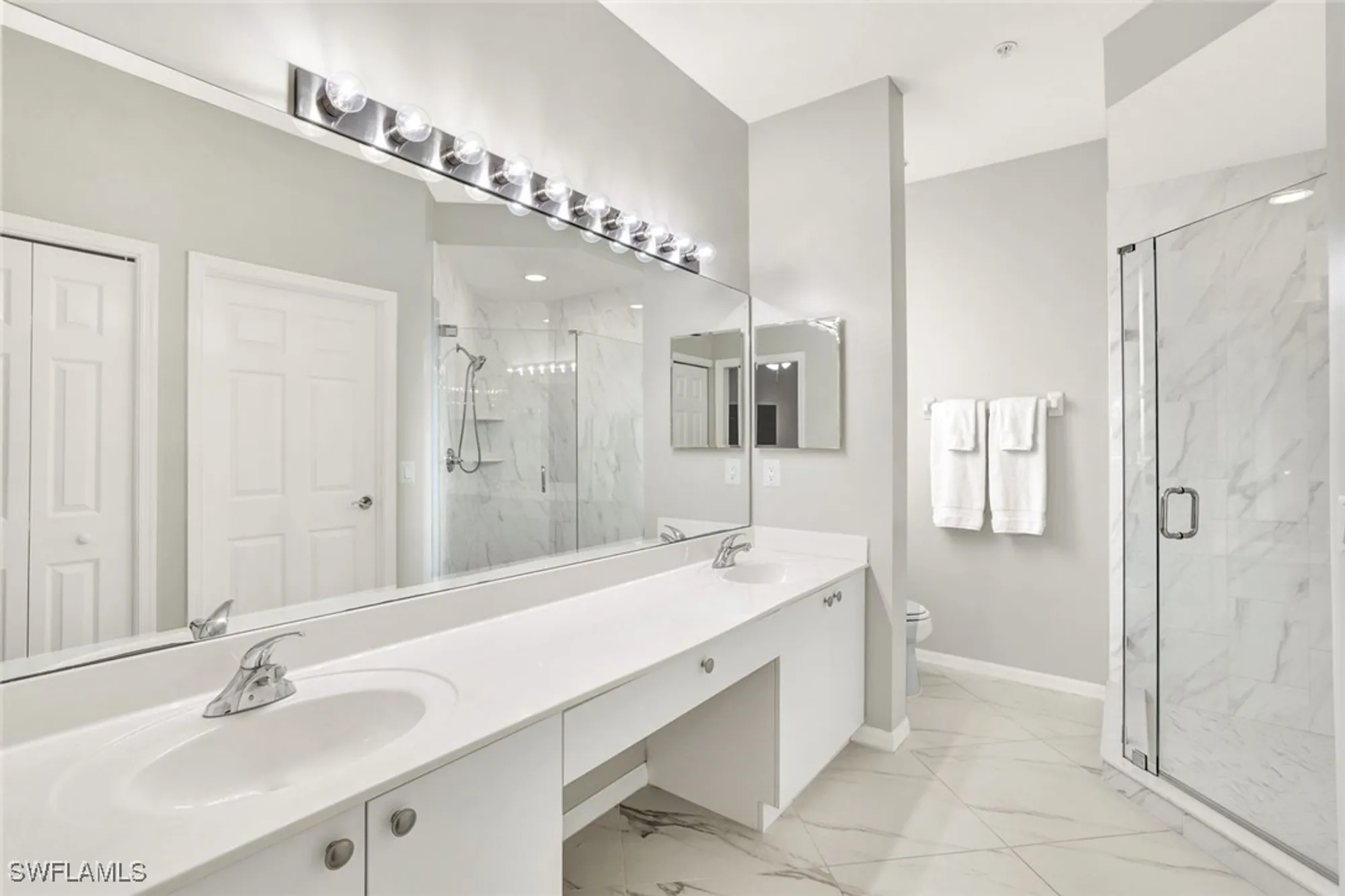 Property Slideshow image 9 of 26 | 8330 whisper trace way 204, Naples, FL, 34114