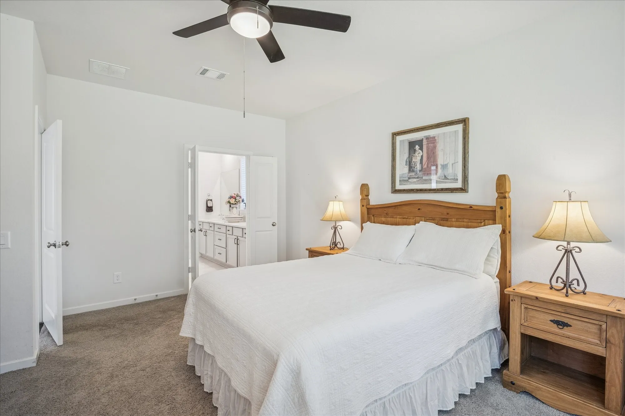 Property Slideshow image 16 of 33 | 406 wild petunia ct, Montgomery, TX, 77316