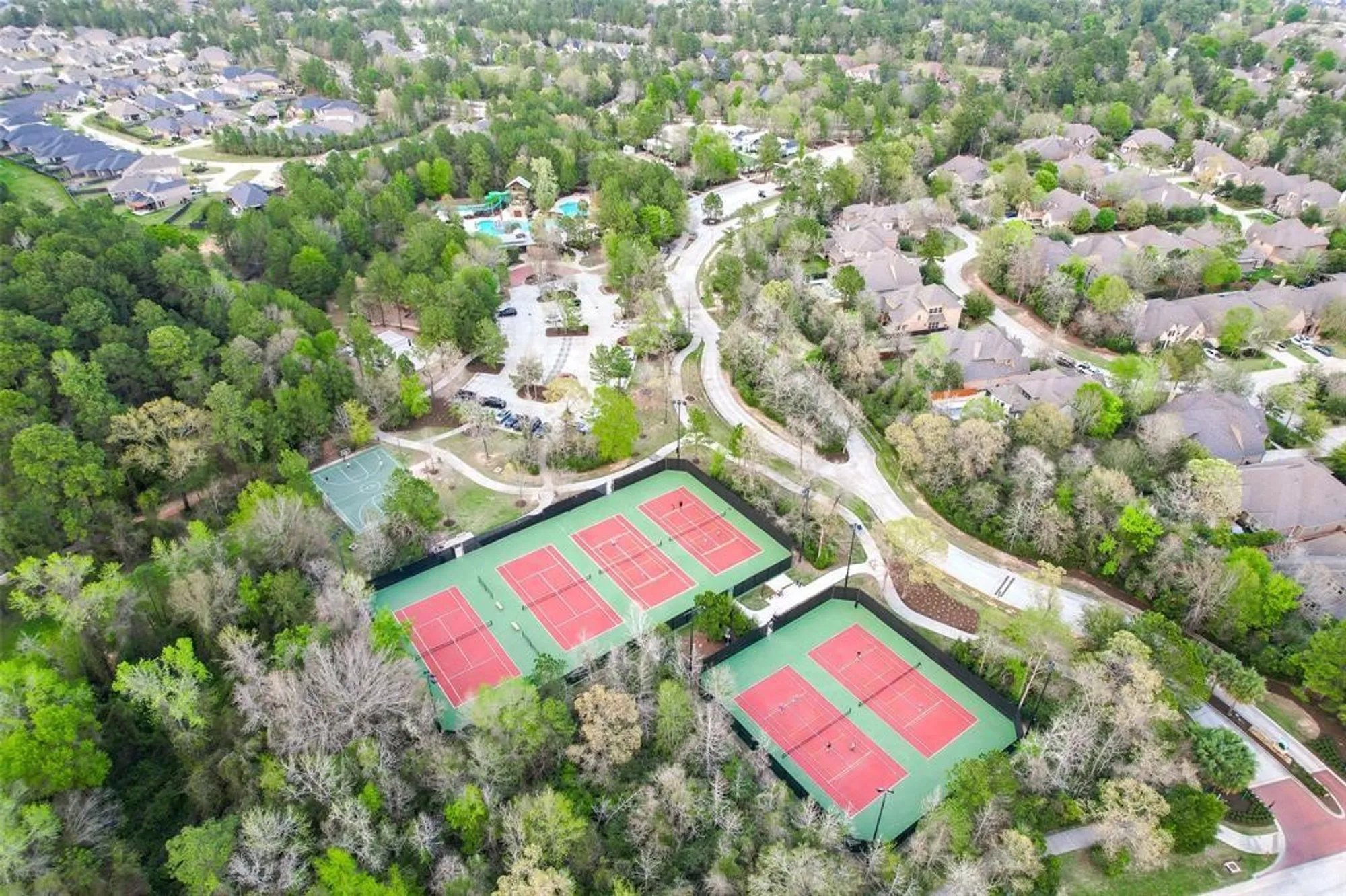 Property Slideshow image 29 of 33 | 406 wild petunia ct, Montgomery, TX, 77316