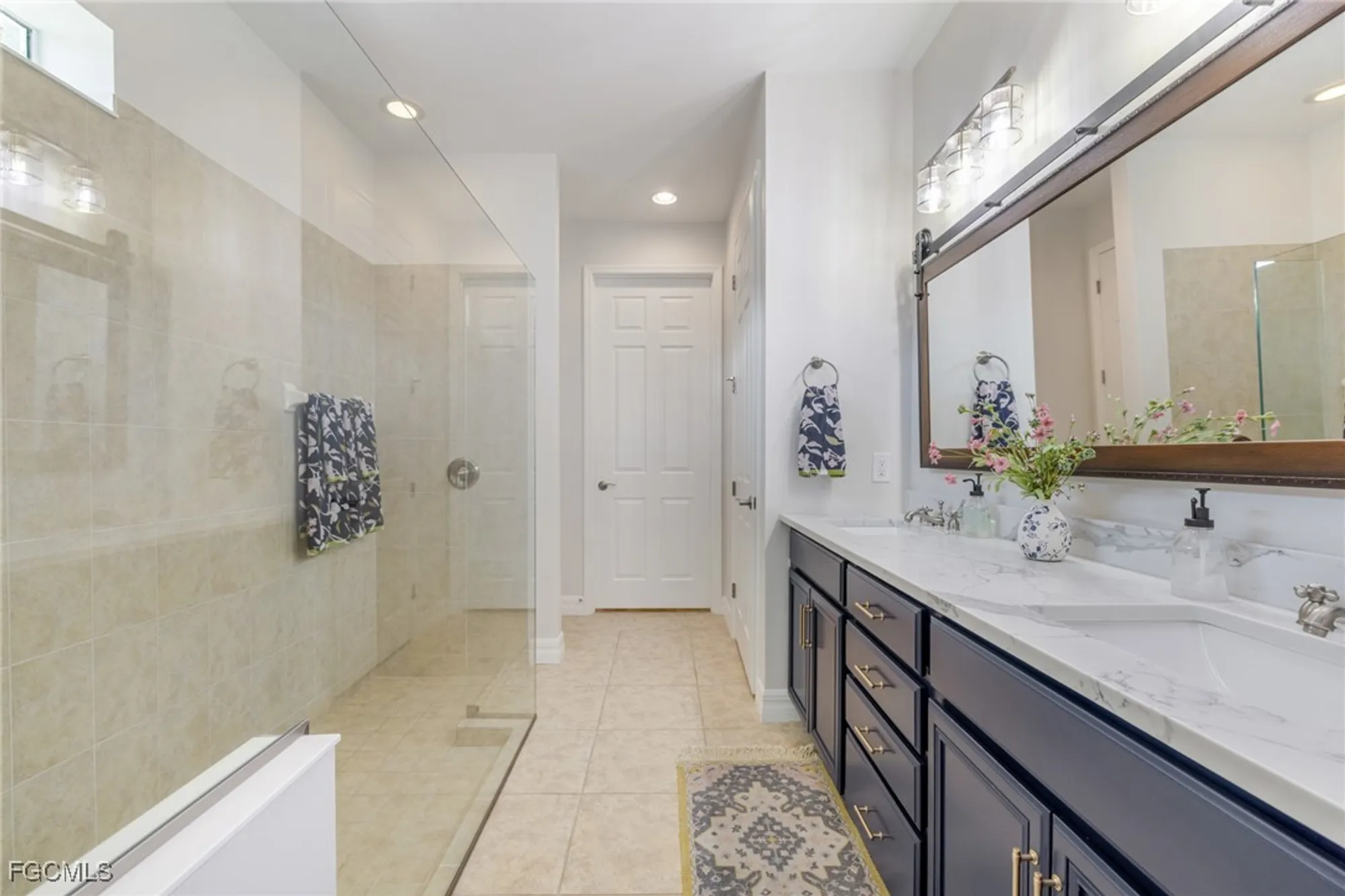 Property Slideshow image 17 of 50 | 8516 benelli ct, Naples, FL, 34114