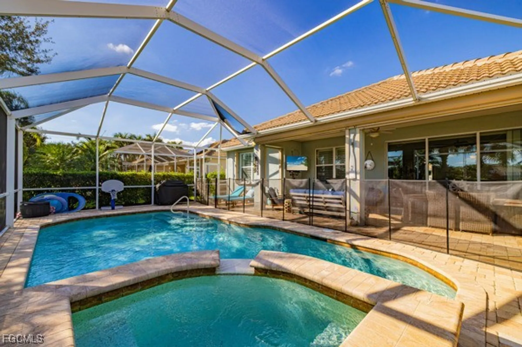 Property Slideshow image 36 of 50 | 8516 benelli ct, Naples, FL, 34114