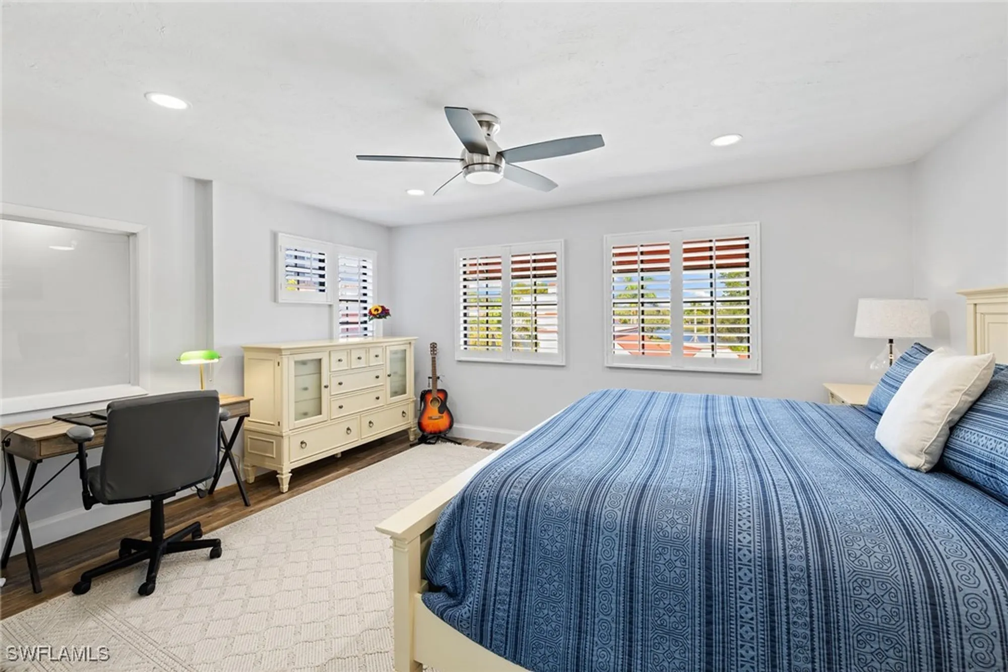 Property Slideshow image 16 of 50 | 629 serendipity dr # 629, Naples, FL, 34108