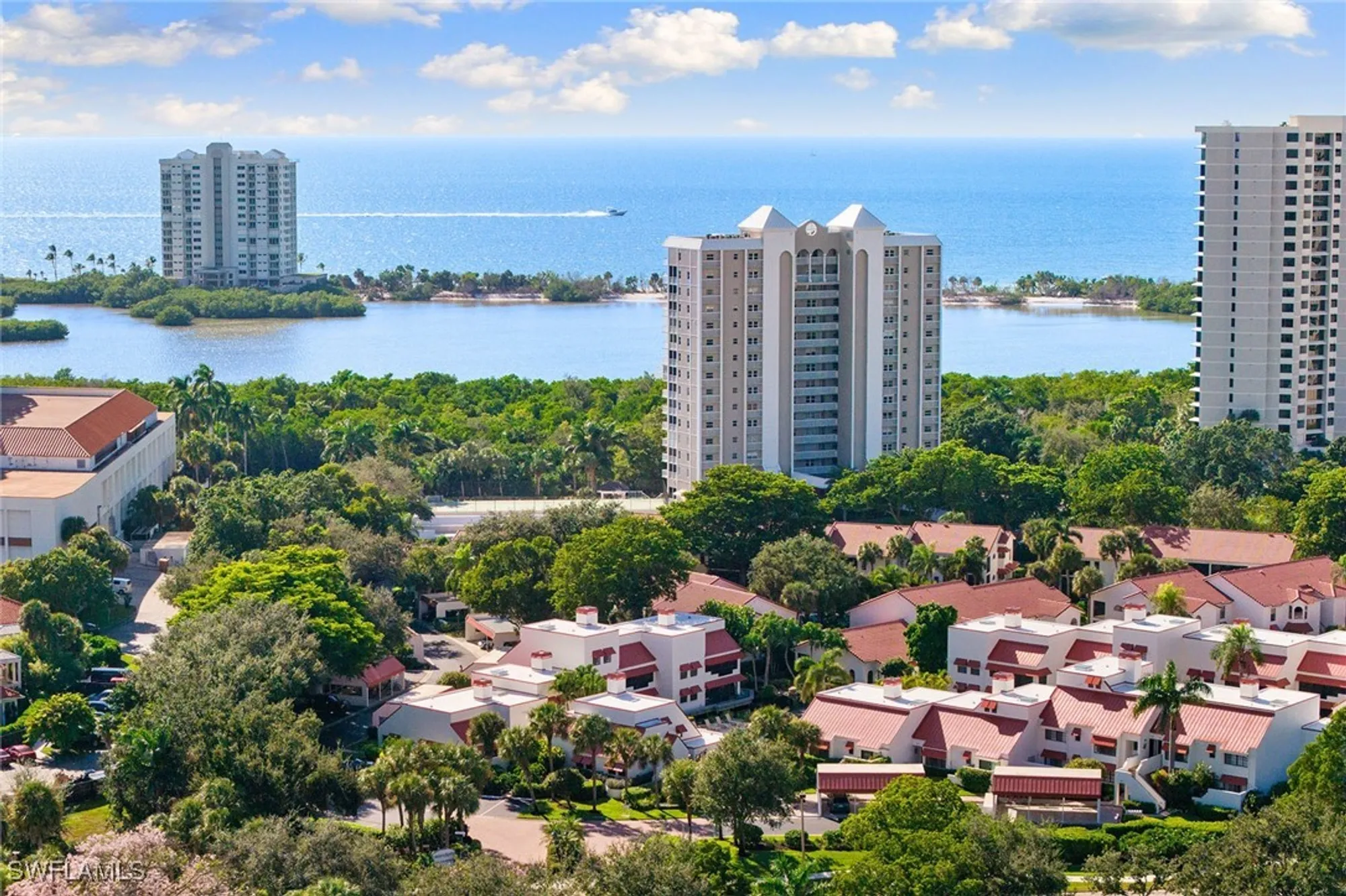 Property Slideshow image 29 of 50 | 629 serendipity dr # 629, Naples, FL, 34108