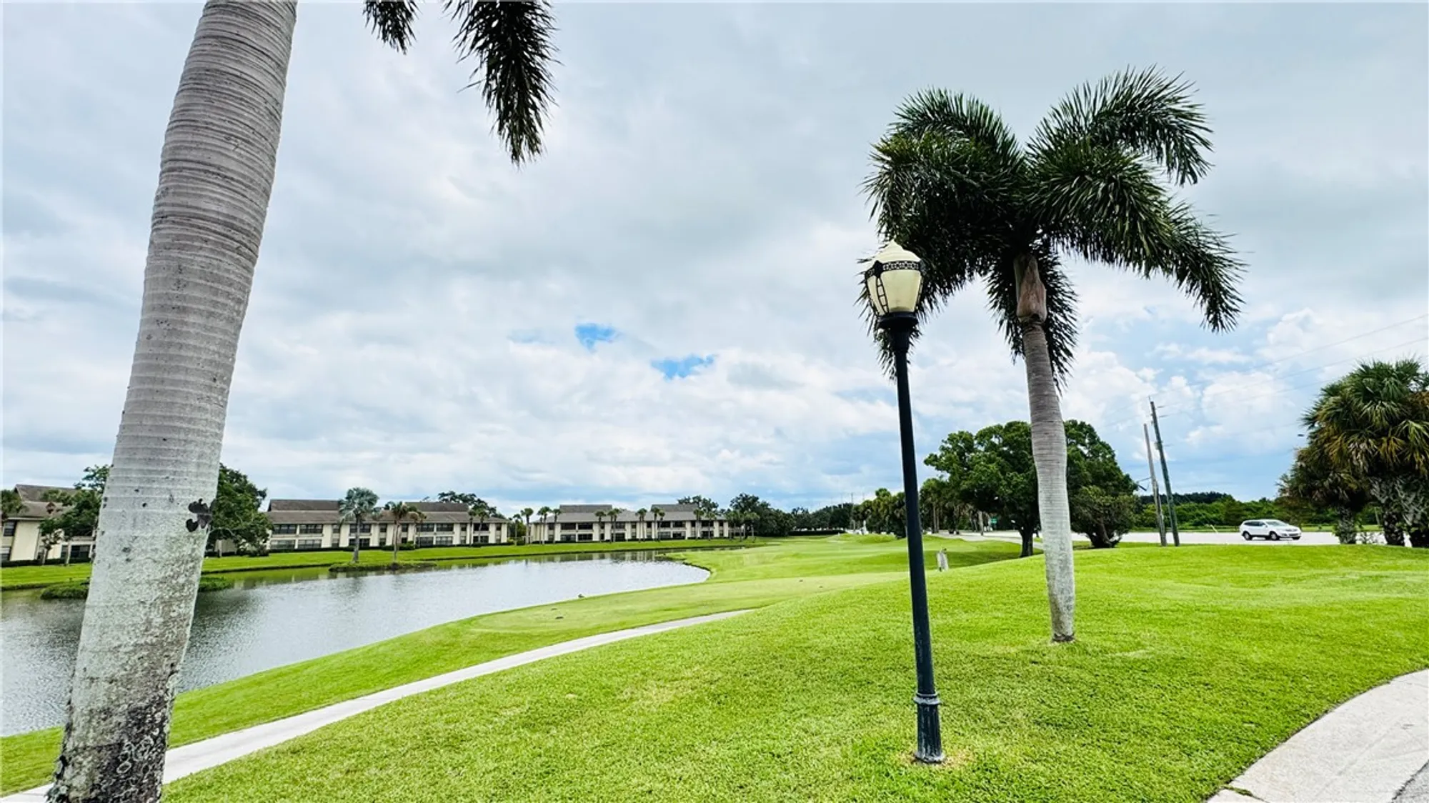 Property Slideshow image 21 of 21 | 44 plantation dr apt 102, Vero Beach, FL, 32966