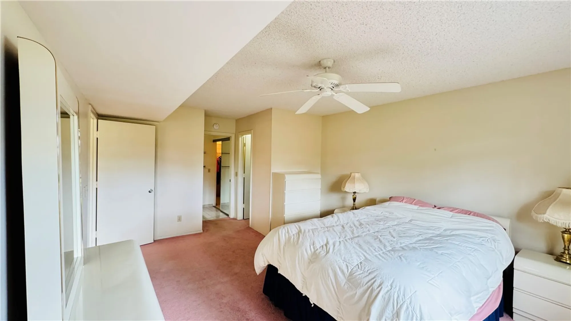 Property Slideshow image 7 of 21 | 44 plantation dr apt 102, Vero Beach, FL, 32966