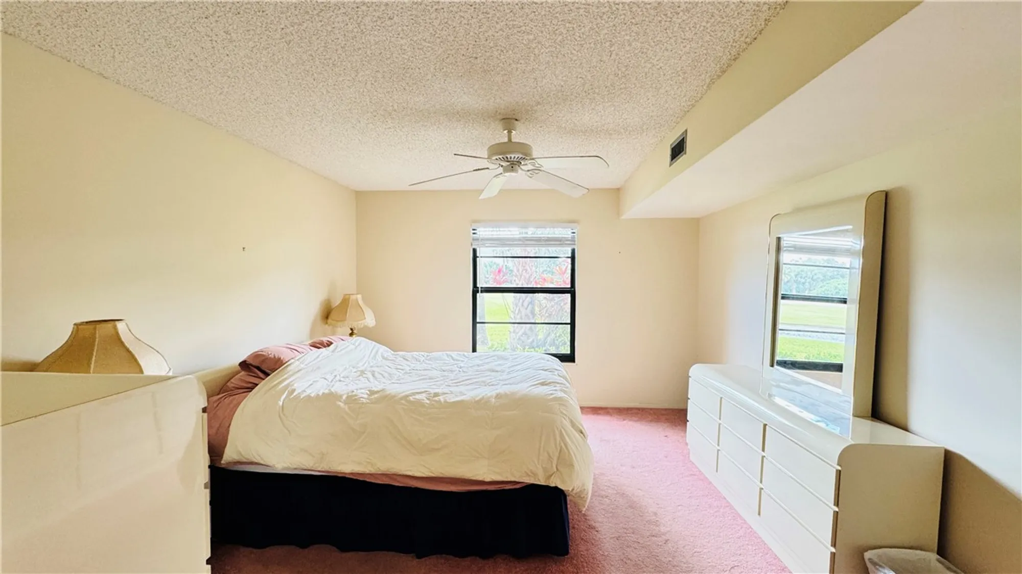 Property Slideshow image 9 of 21 | 44 plantation dr apt 102, Vero Beach, FL, 32966