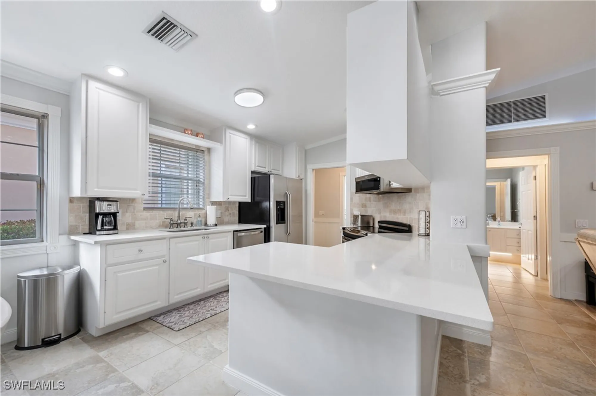 Property Slideshow image 17 of 43 | 7221 bellini way, Naples, FL, 34114