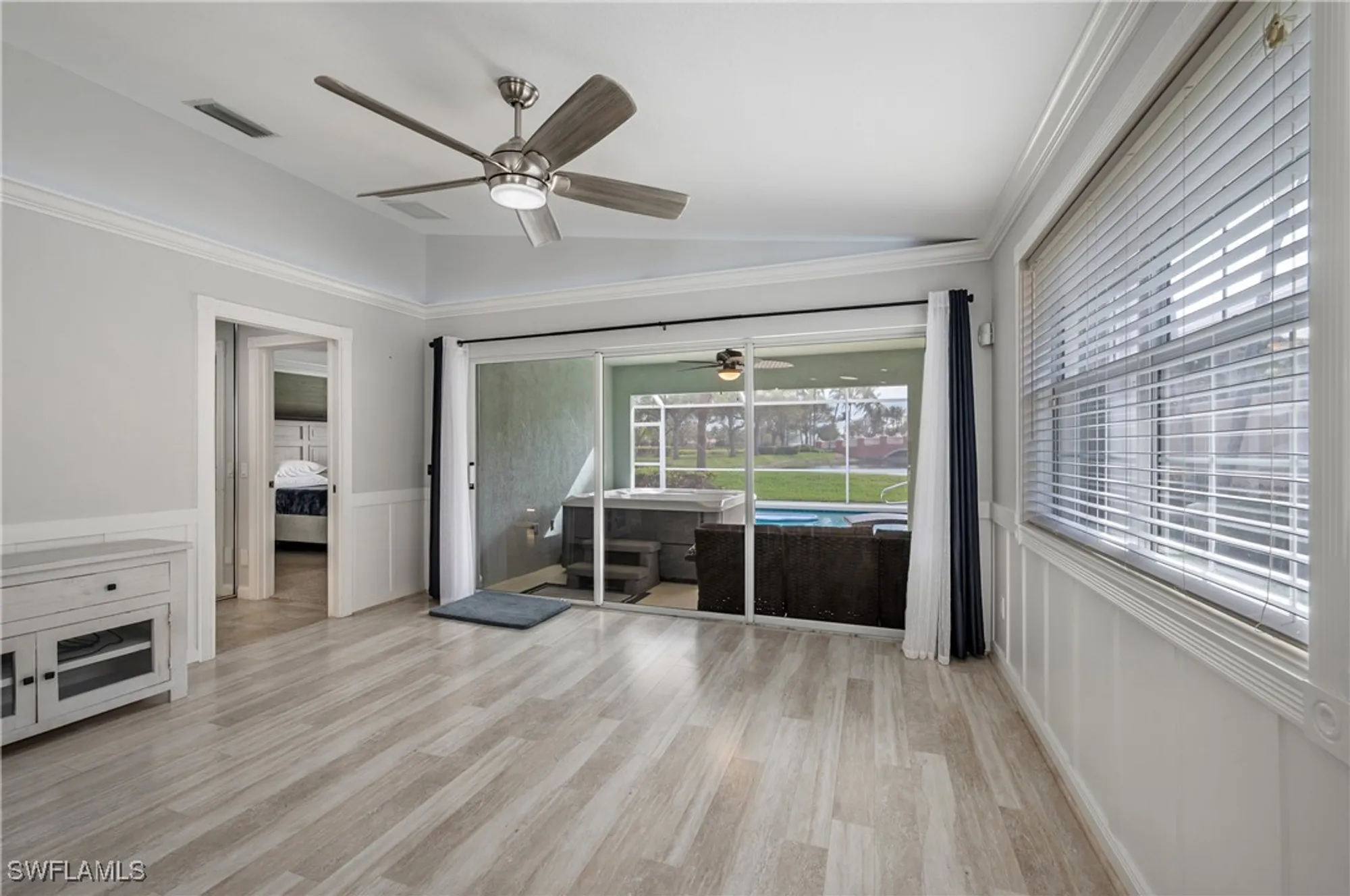Property Slideshow image 19 of 43 | 7221 bellini way, Naples, FL, 34114