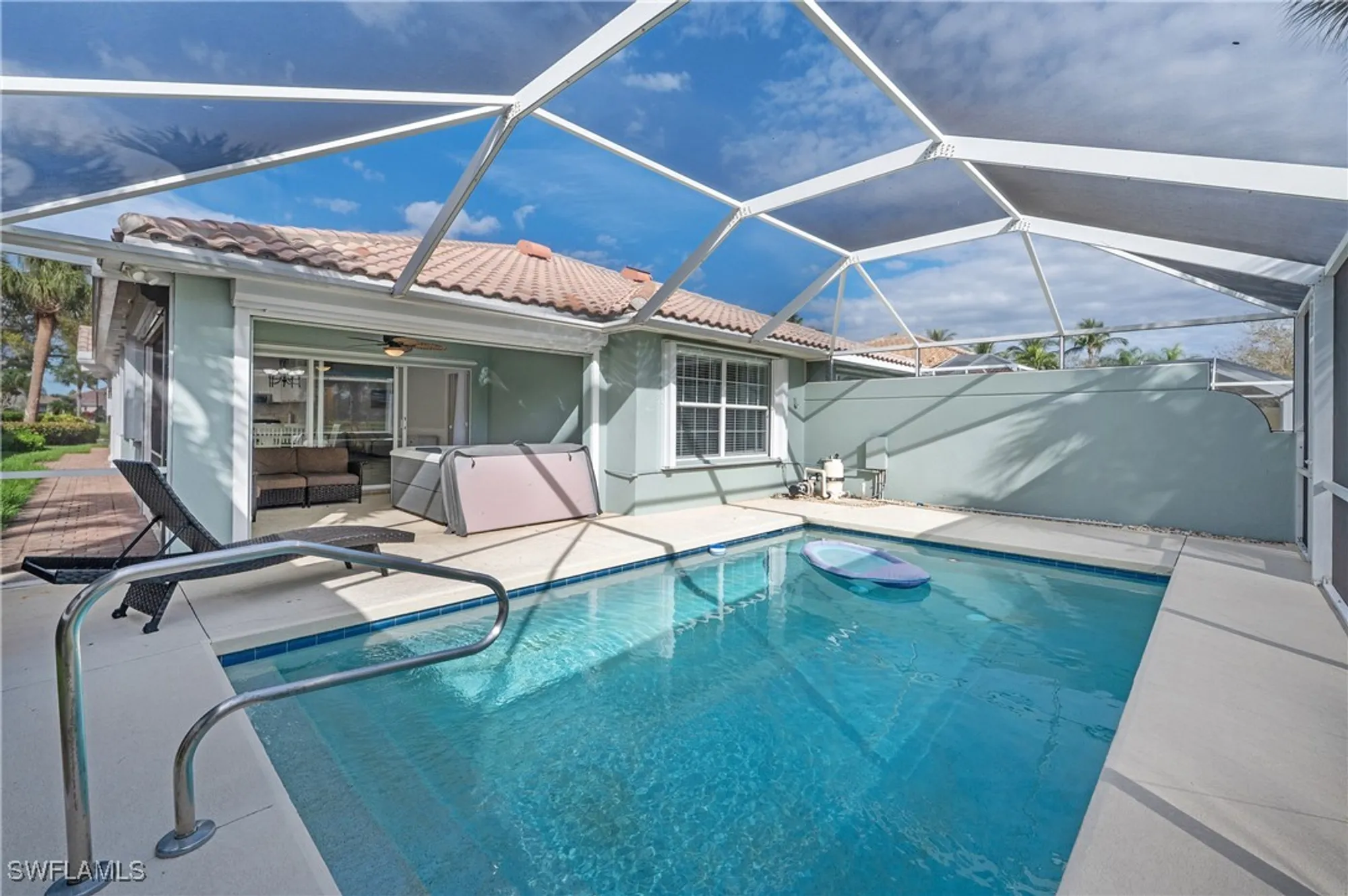 Property Slideshow image 27 of 43 | 7221 bellini way, Naples, FL, 34114