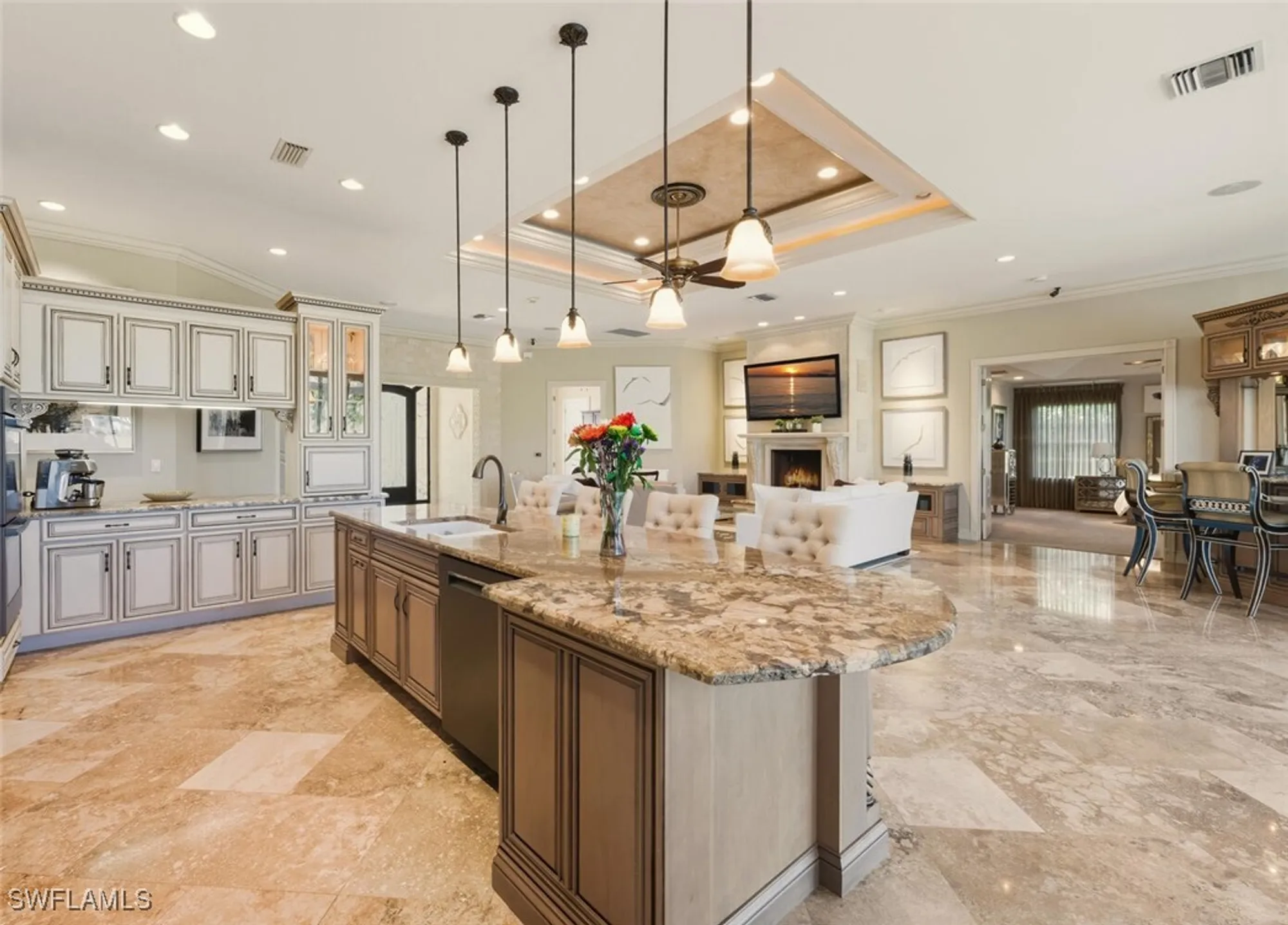 Property Slideshow image 13 of 45 | 7944 tiger lily dr, Naples, FL, 34113