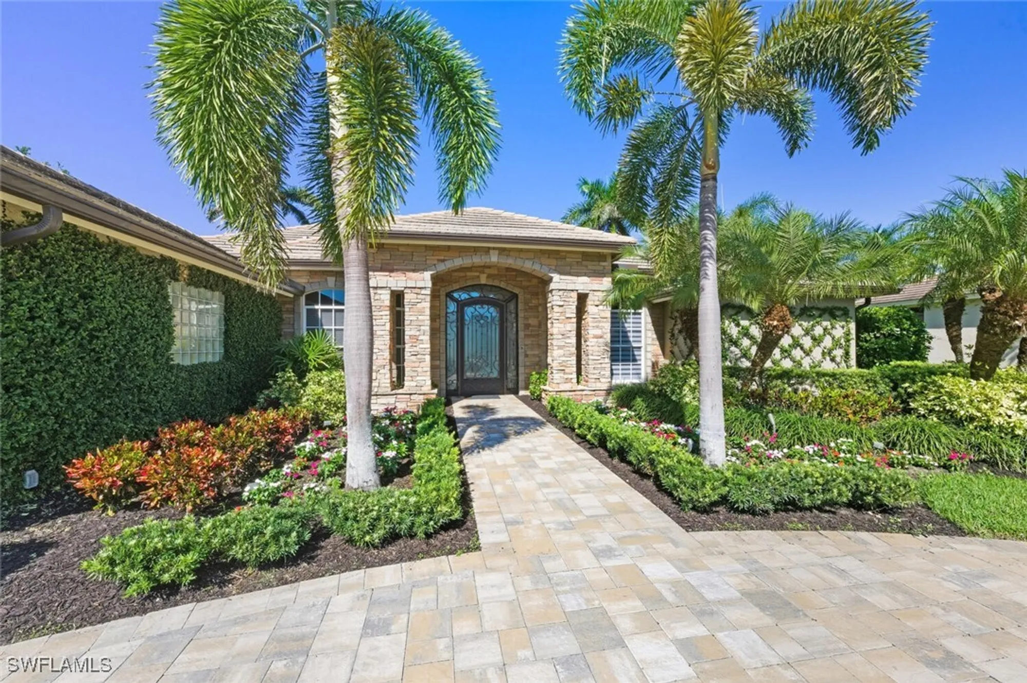 Property Slideshow image 3 of 45 | 7944 tiger lily dr, Naples, FL, 34113