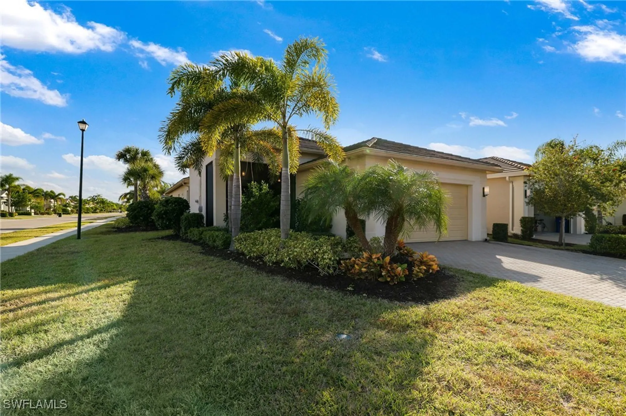 Property Slideshow image 1 of 30 | 16061 starglazer pl, Bonita Springs, FL, 34135