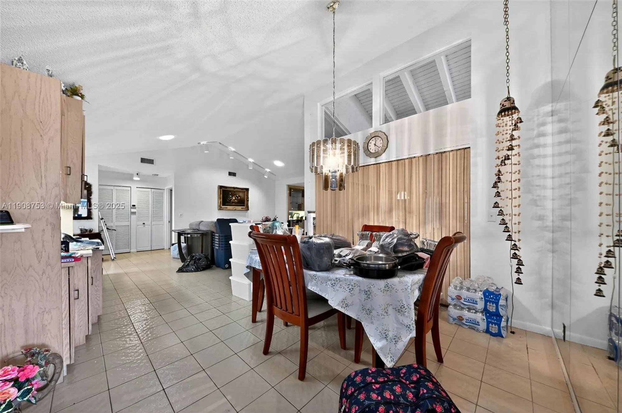 Property Slideshow image 10 of 30 | 5665 lakeview mews dr, Boynton Beach, FL, 33437