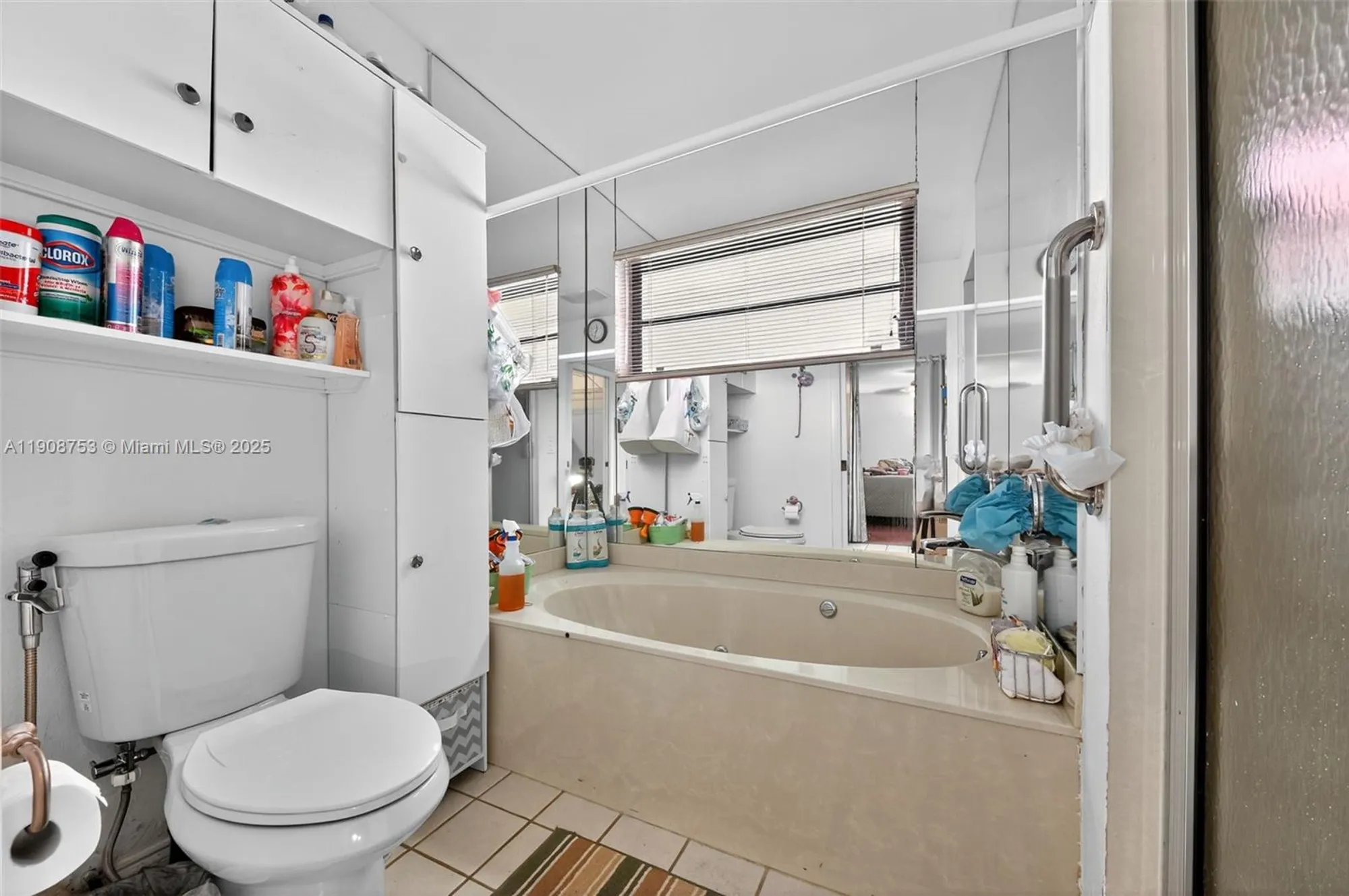 Property Slideshow image 25 of 30 | 5665 lakeview mews dr, Boynton Beach, FL, 33437