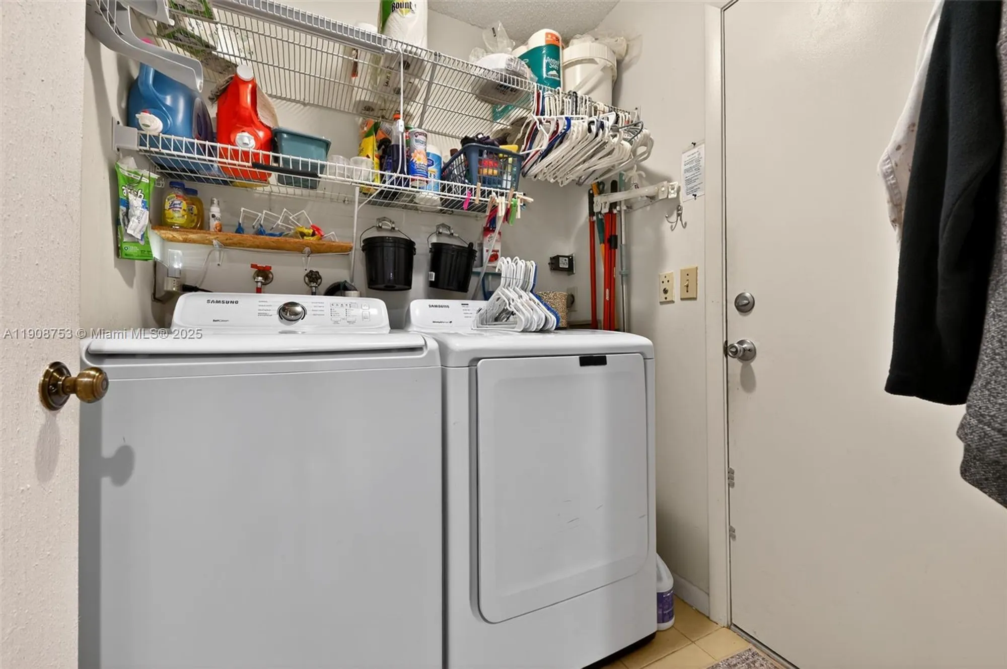 Property Slideshow image 30 of 30 | 5665 lakeview mews dr, Boynton Beach, FL, 33437