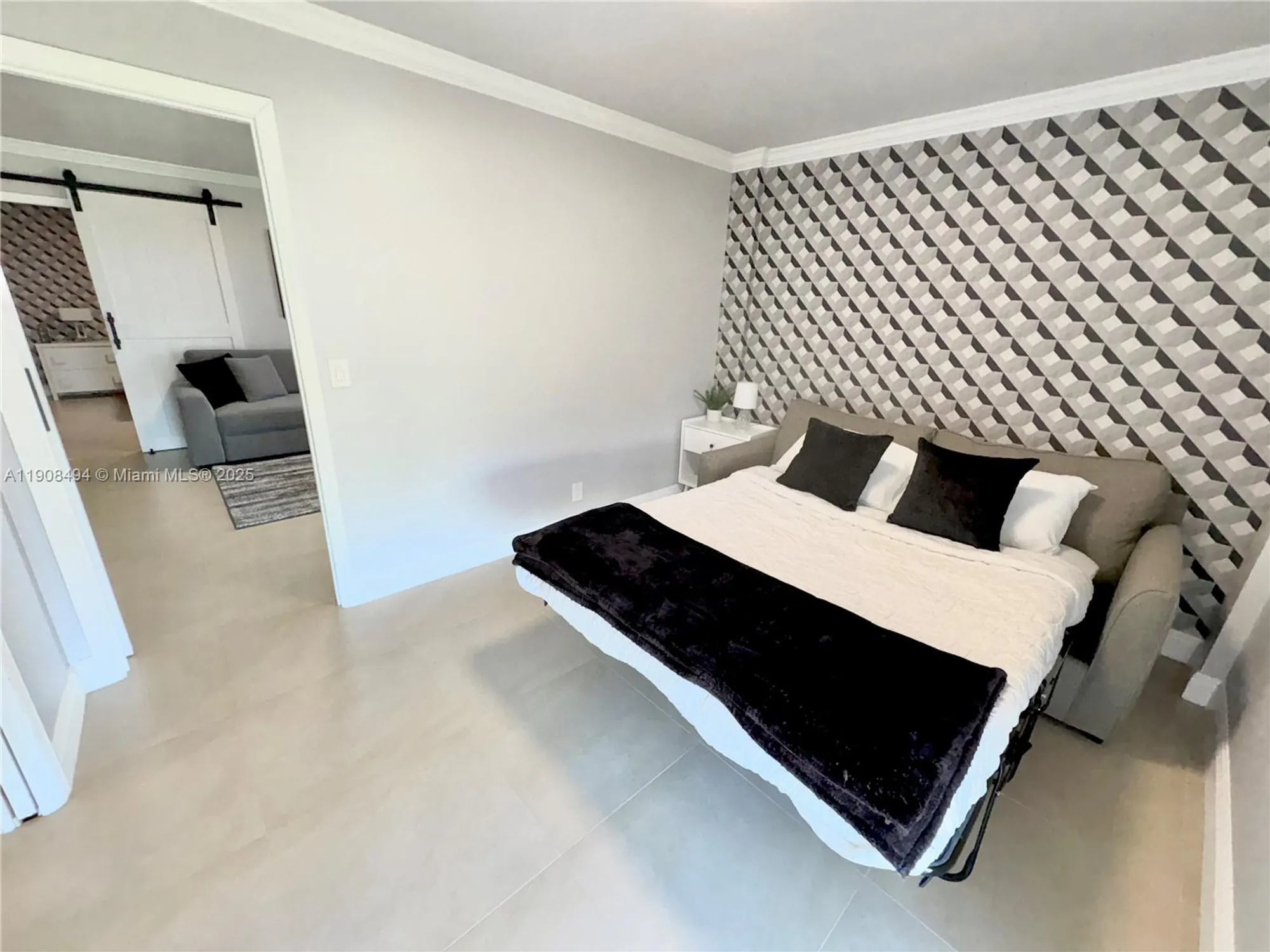 Property Slideshow image 22 of 28 | 20500 w country club dr 501, Aventura, FL, 33180