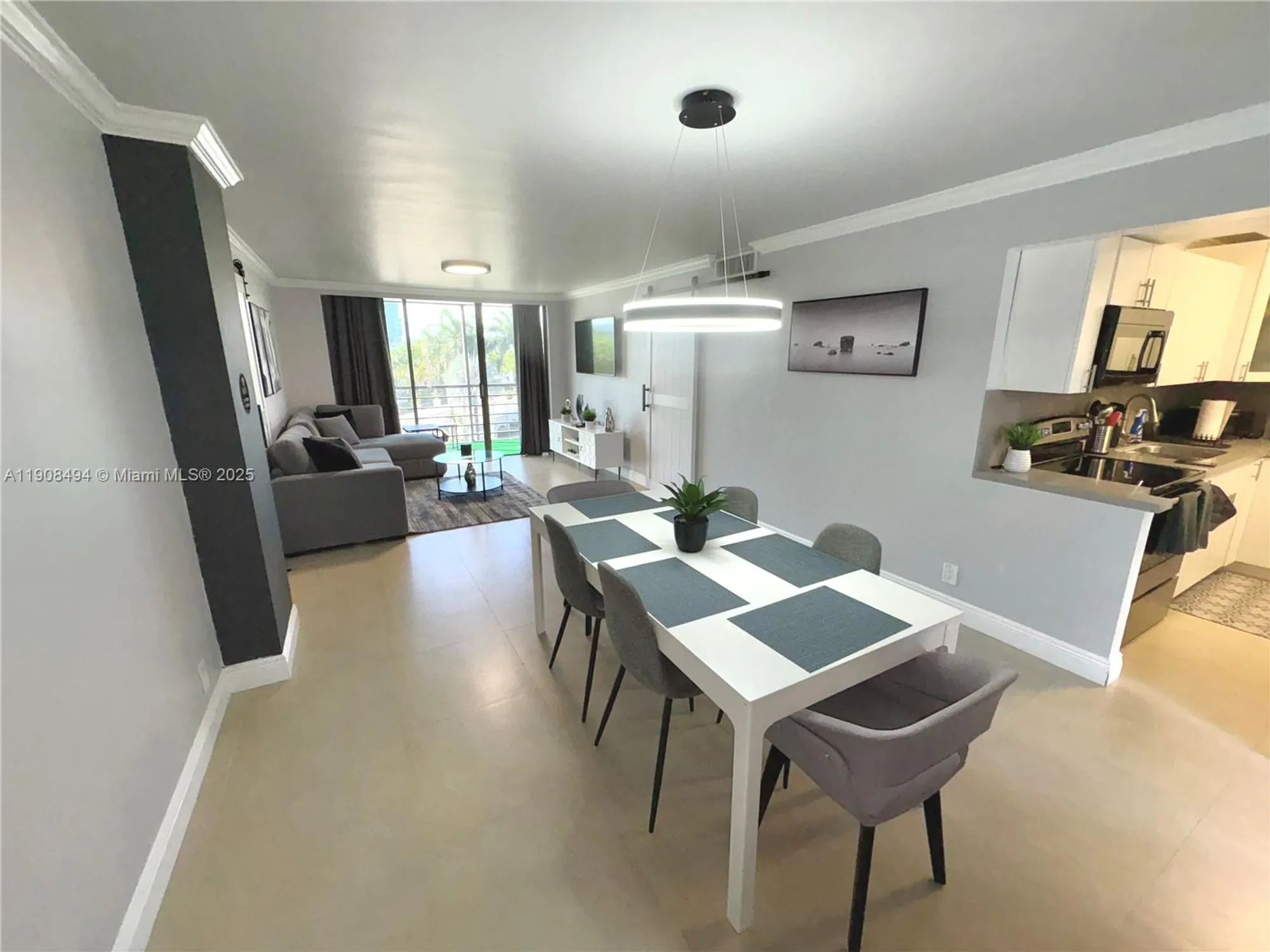 Property Slideshow image 6 of 28 | 20500 w country club dr 501, Aventura, FL, 33180