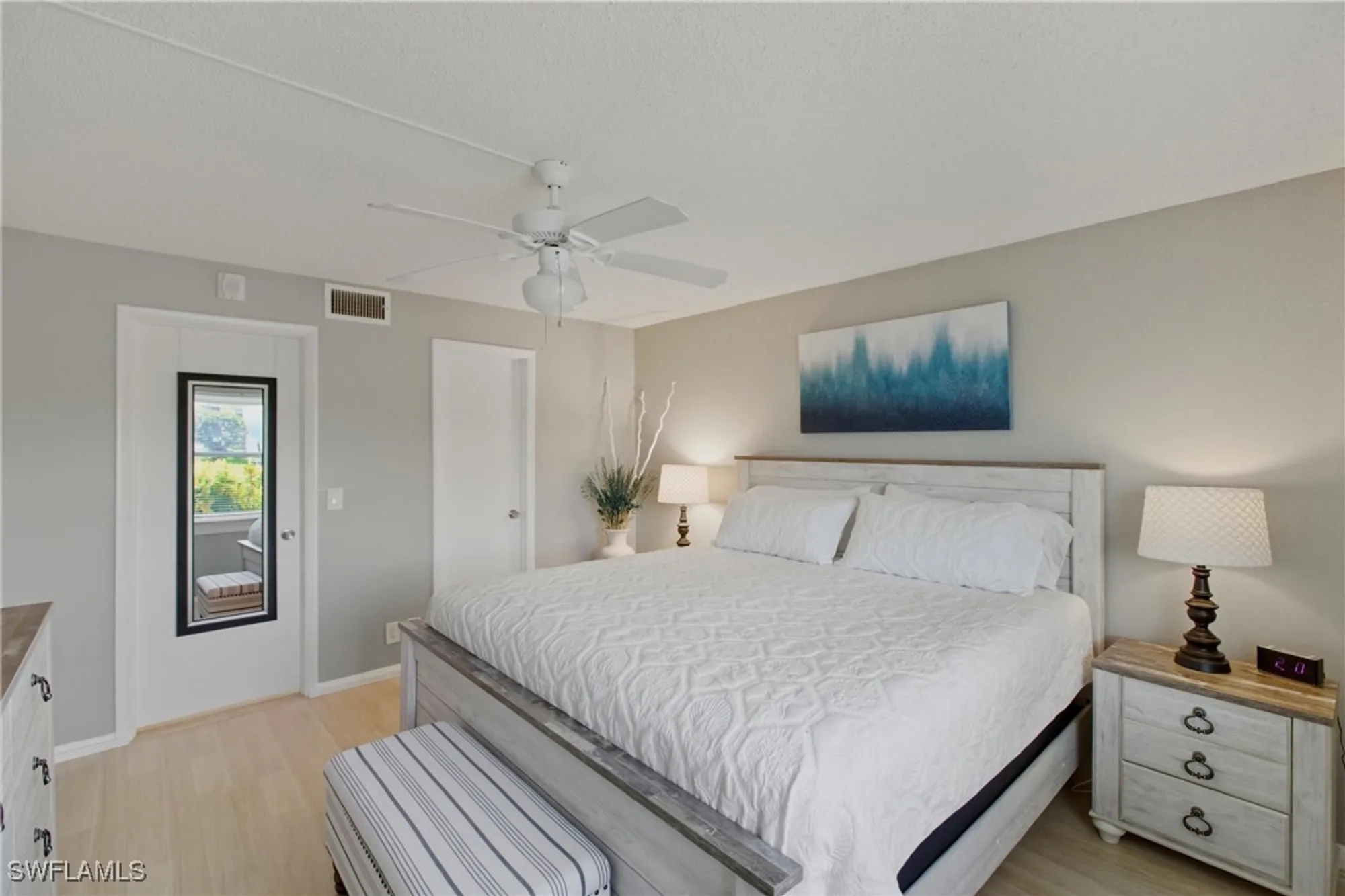 Property Slideshow image 16 of 31 | 3030 binnacle dr apt 103, Naples, FL, 34103