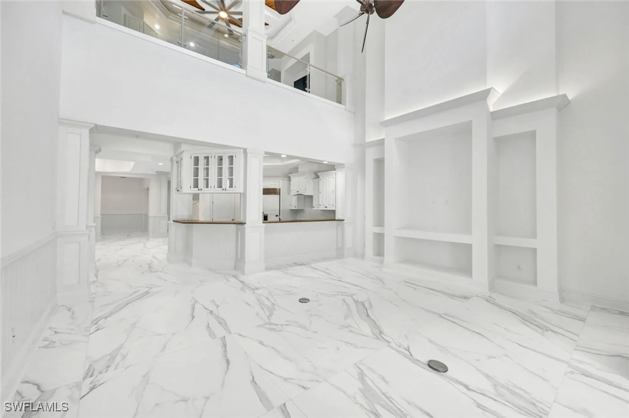 Property Slideshow image 13 of 46 | 699 fairway ter, Naples, FL, 34103