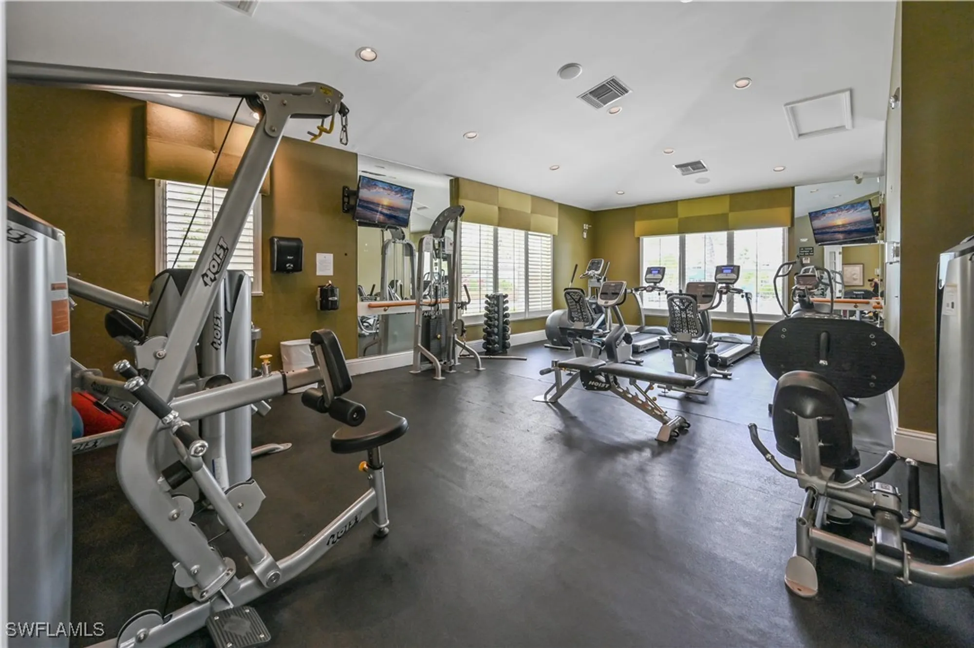 Property Slideshow image 14 of 39 | 7915 mahogany run ln 1115, Naples, FL, 34113