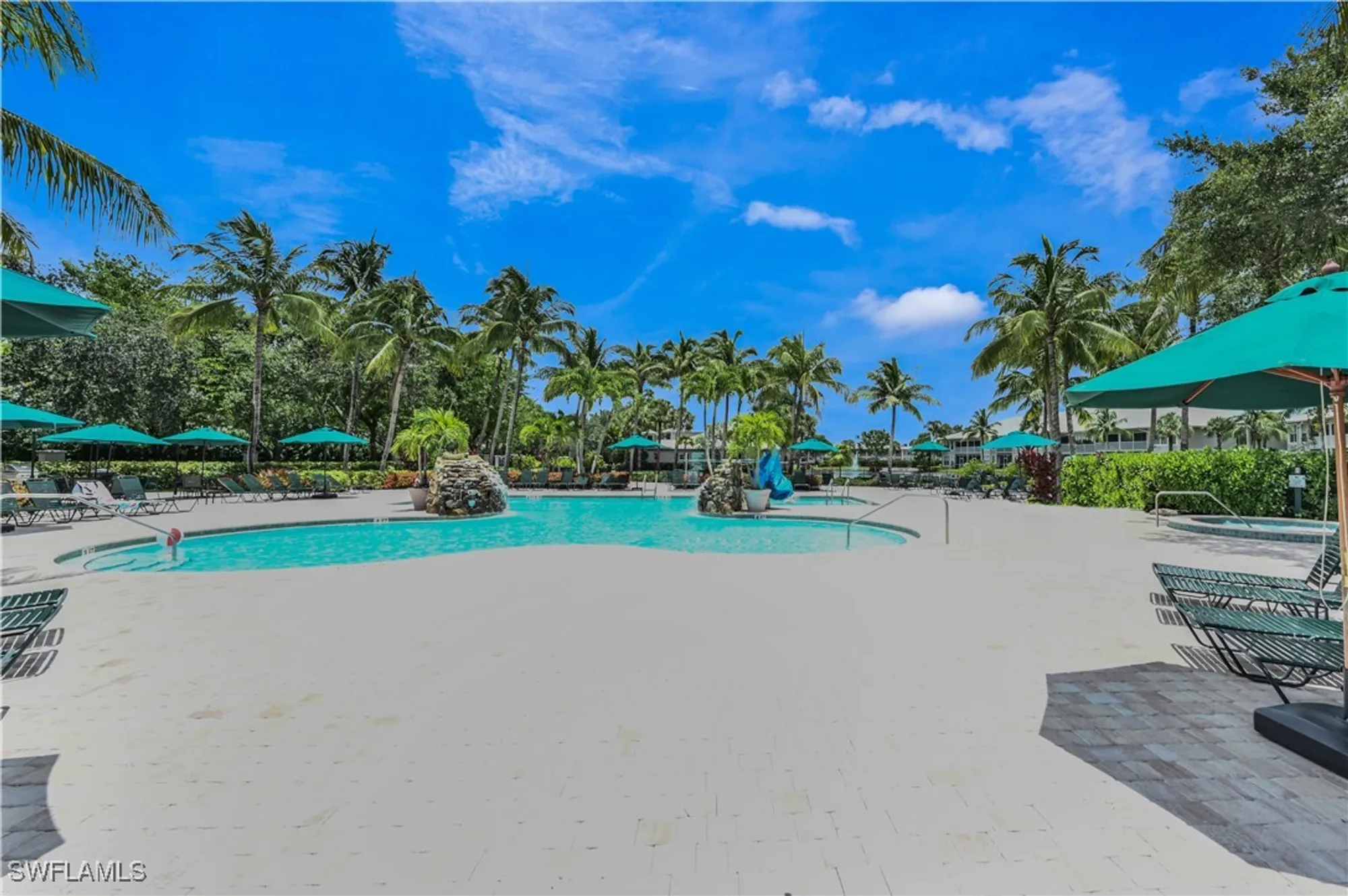 Property Slideshow image 18 of 39 | 7915 mahogany run ln 1115, Naples, FL, 34113