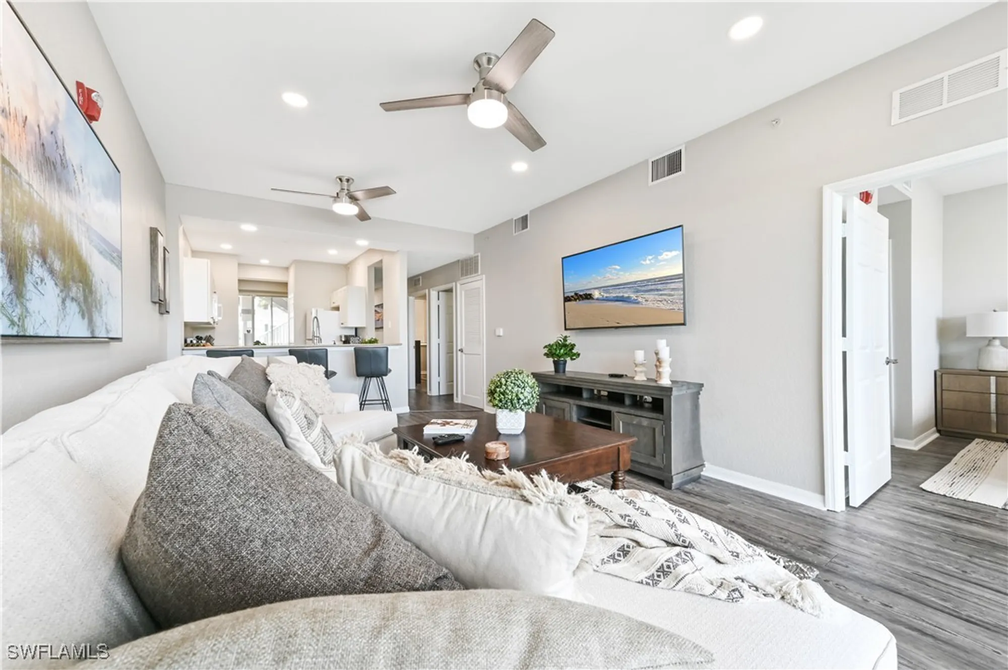 Property Slideshow image 12 of 39 | 7915 mahogany run ln 1115, Naples, FL, 34113