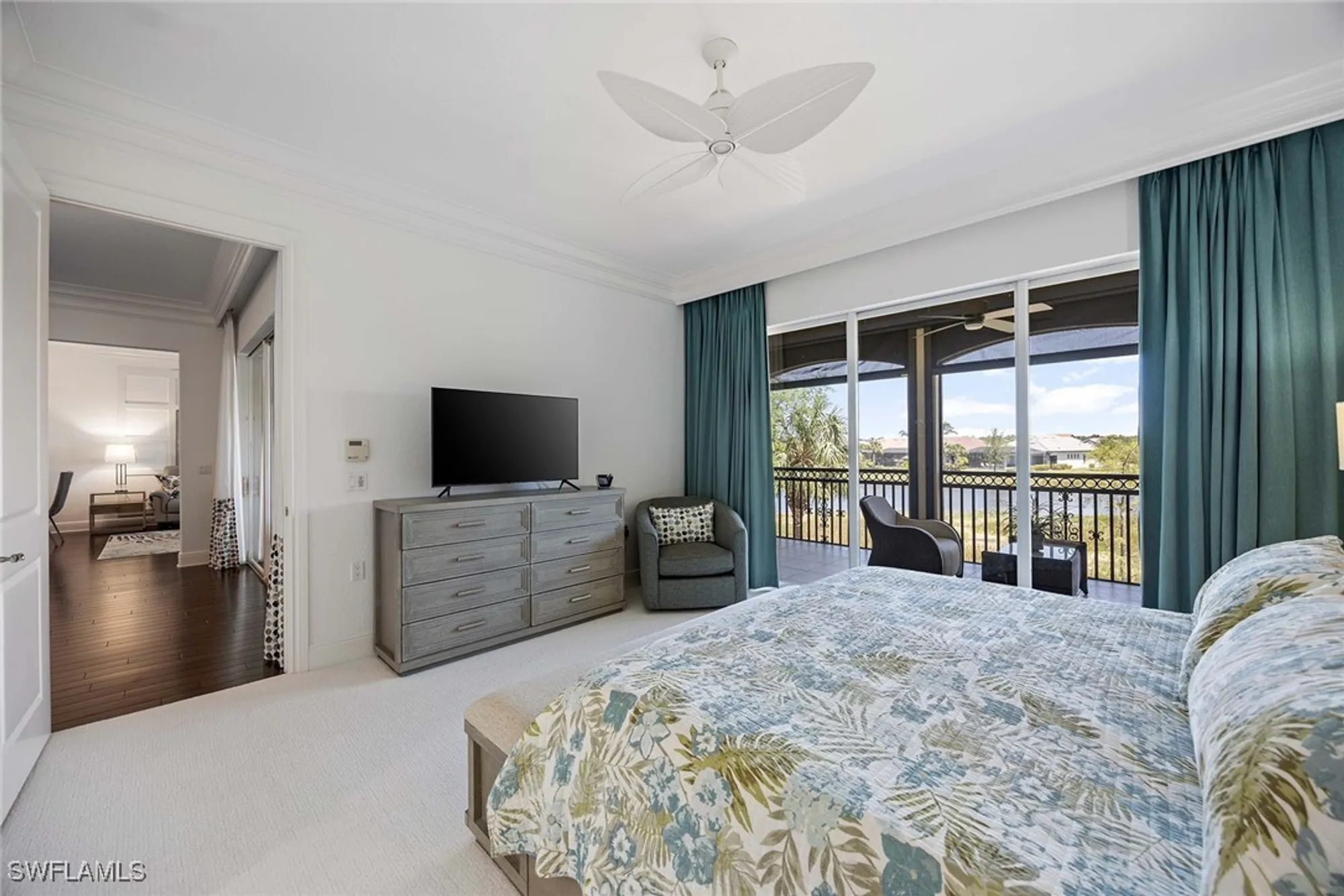 Property Slideshow image 21 of 49 | 2718 callista ct 203, Naples, FL, 34114