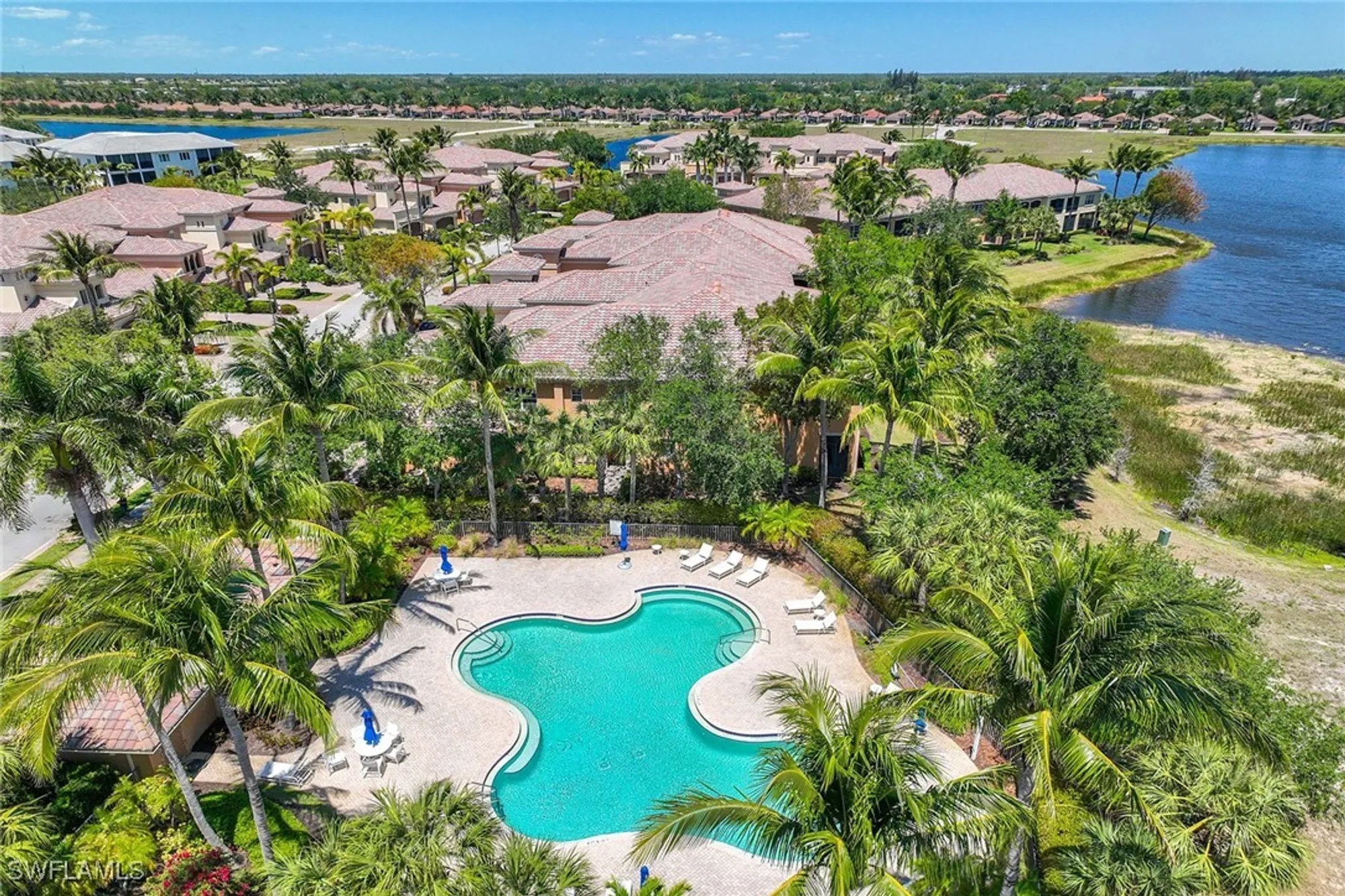 Property Slideshow image 38 of 49 | 2718 callista ct 203, Naples, FL, 34114