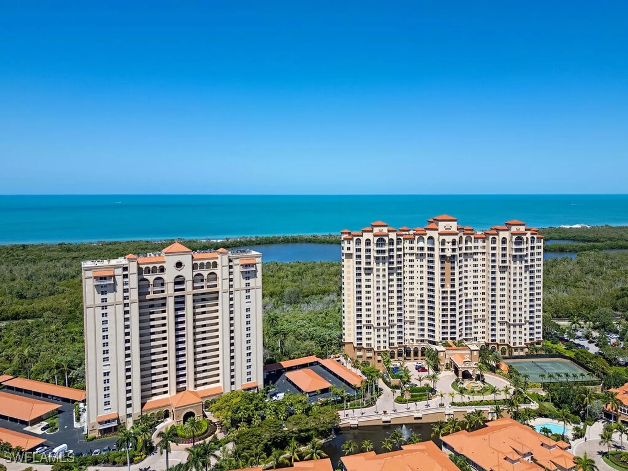 Property Slideshow image 21 of 30 | 6585 nicholas blvd 1102, Naples, FL, 34108