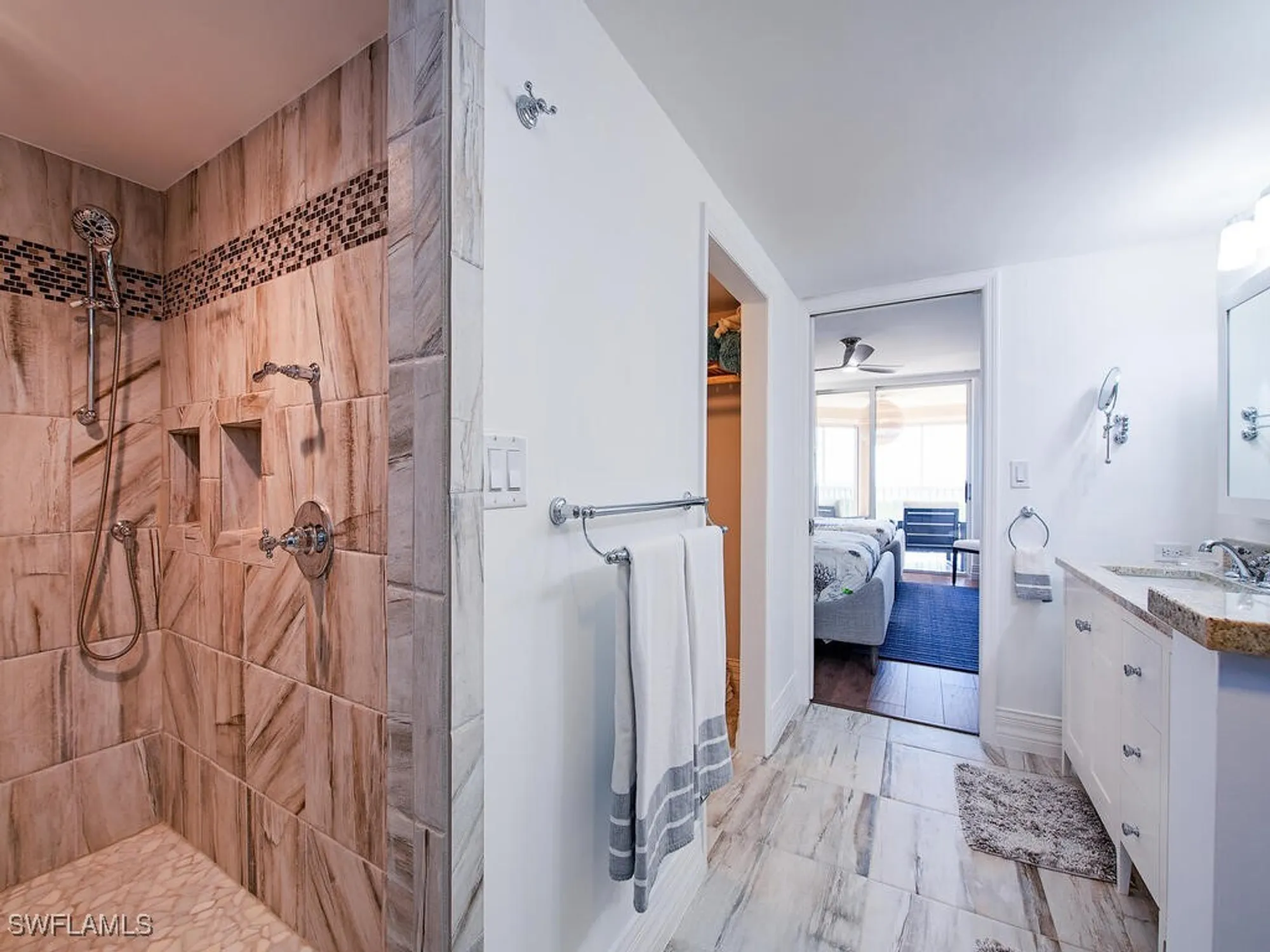 Property Slideshow image 9 of 30 | 6585 nicholas blvd 1102, Naples, FL, 34108