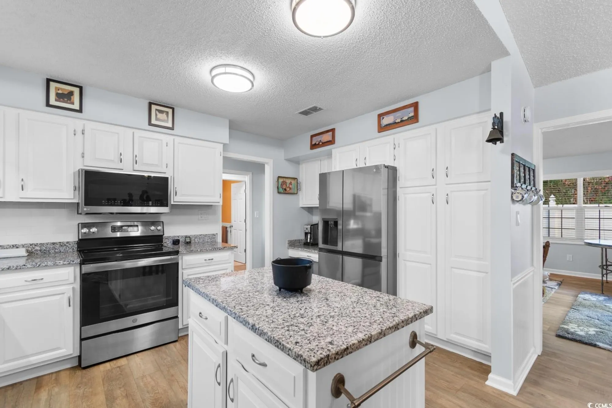 Property Slideshow image 9 of 38 | 205 birkdale ln, Myrtle Beach, SC, 29588