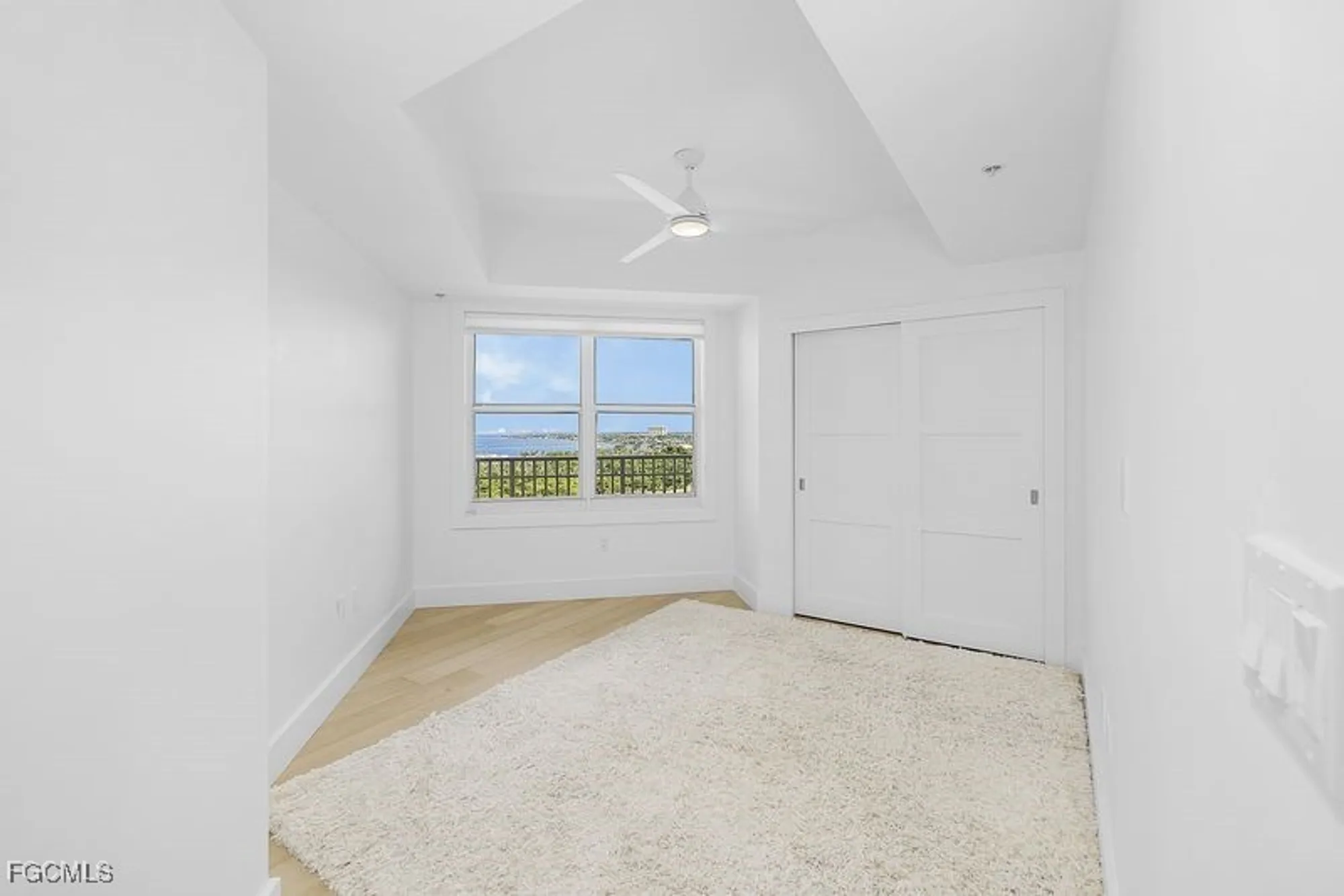 Property Slideshow image 15 of 36 | 14250 royal harbour ct unit 1217, Fort Myers, FL, 33908