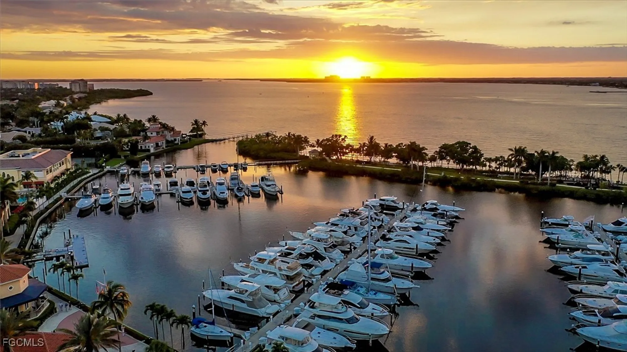 Property Slideshow image 26 of 36 | 14250 royal harbour ct unit 1217, Fort Myers, FL, 33908