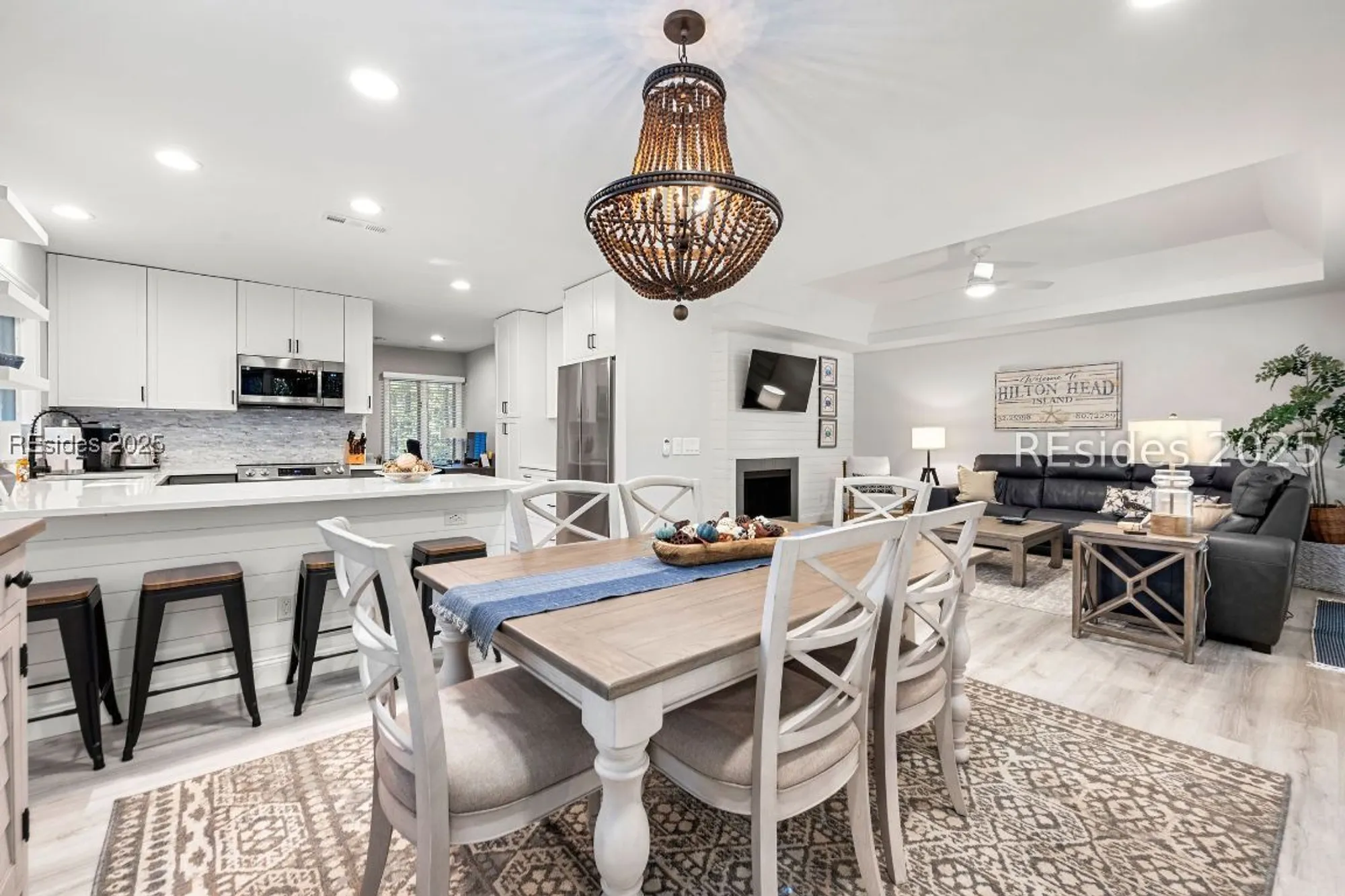 Property Slideshow image 10 of 66 | 19 fernwood trl, Hilton Head Island, SC, 29926