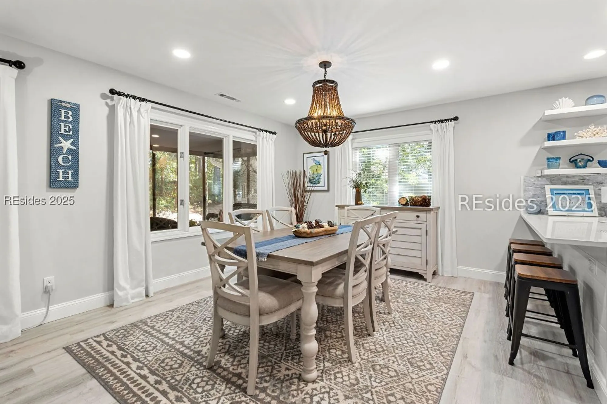 Property Slideshow image 11 of 66 | 19 fernwood trl, Hilton Head Island, SC, 29926