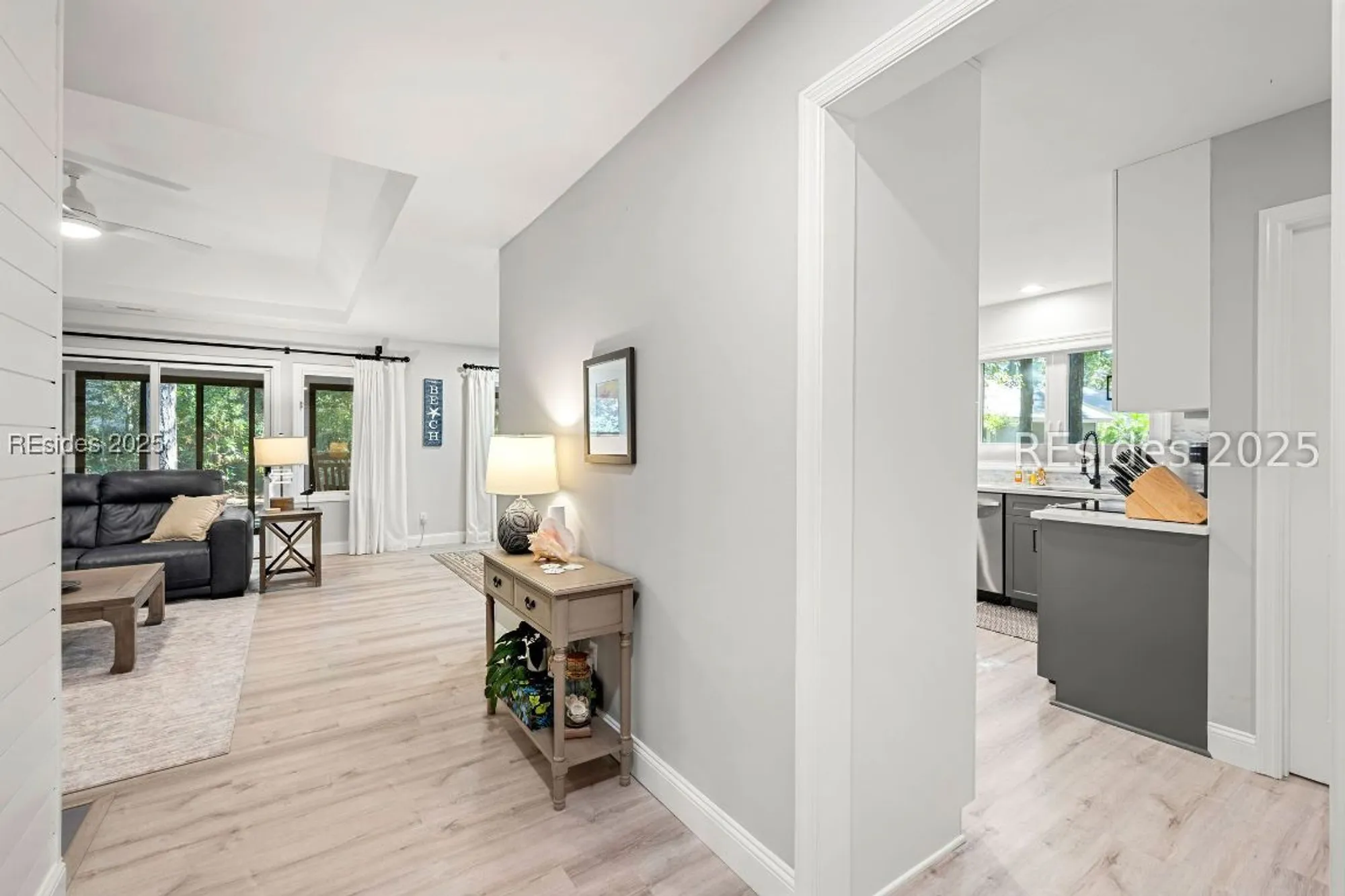 Property Slideshow image 4 of 66 | 19 fernwood trl, Hilton Head Island, SC, 29926