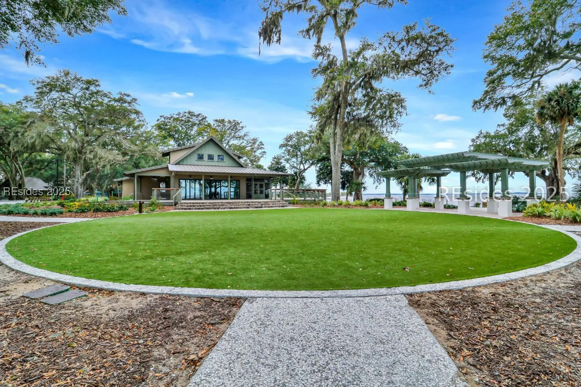 Property Slideshow image 50 of 66 | 19 fernwood trl, Hilton Head Island, SC, 29926