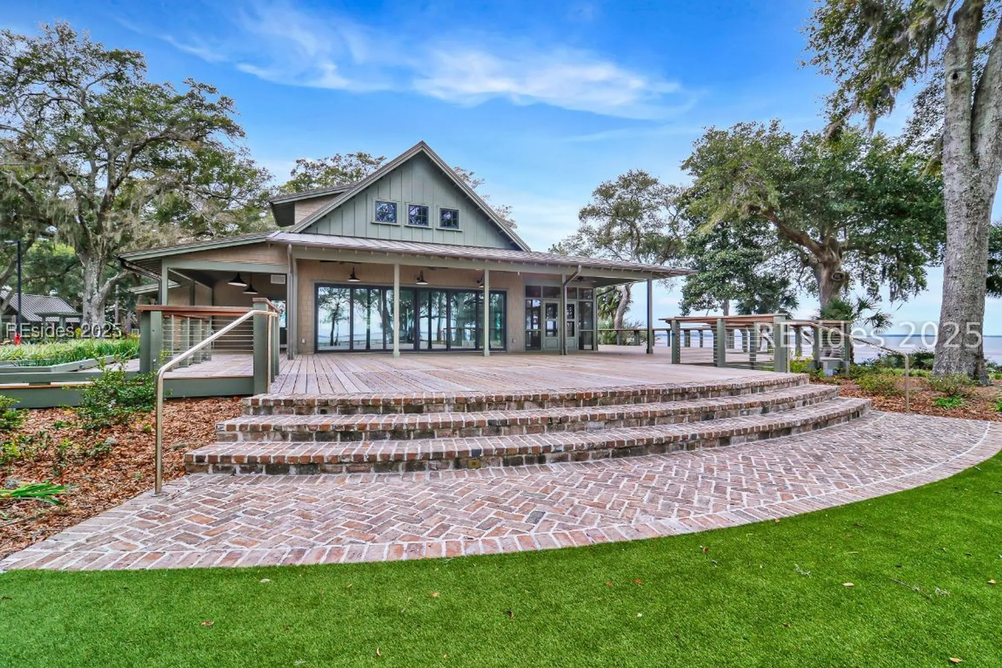 Property Slideshow image 51 of 66 | 19 fernwood trl, Hilton Head Island, SC, 29926